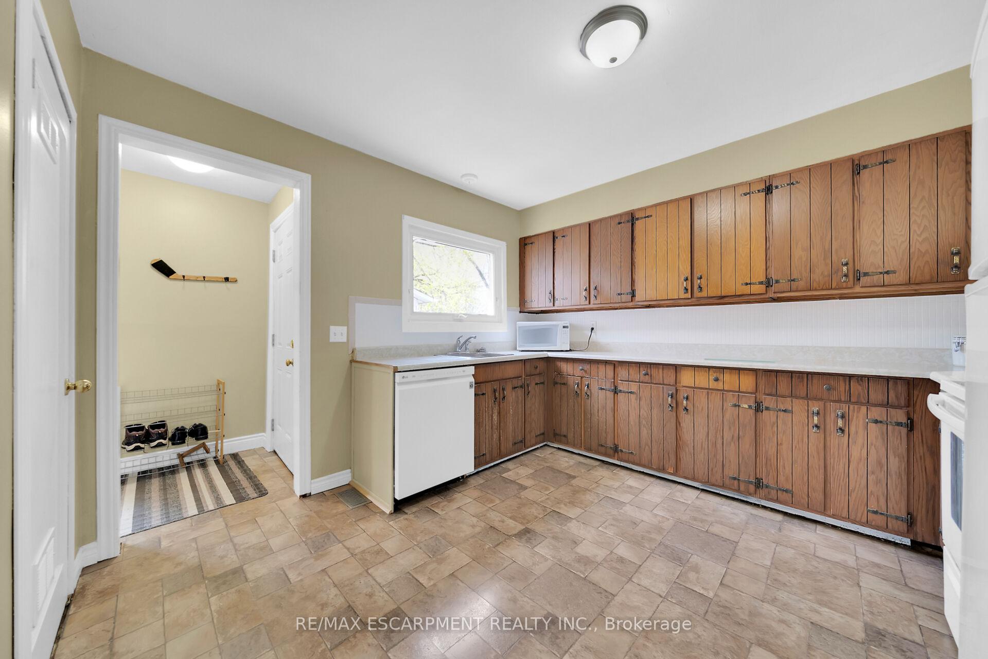 Photo 17 of 92 East 44th Street, Hamilton, Hampton Heights — HOMEH