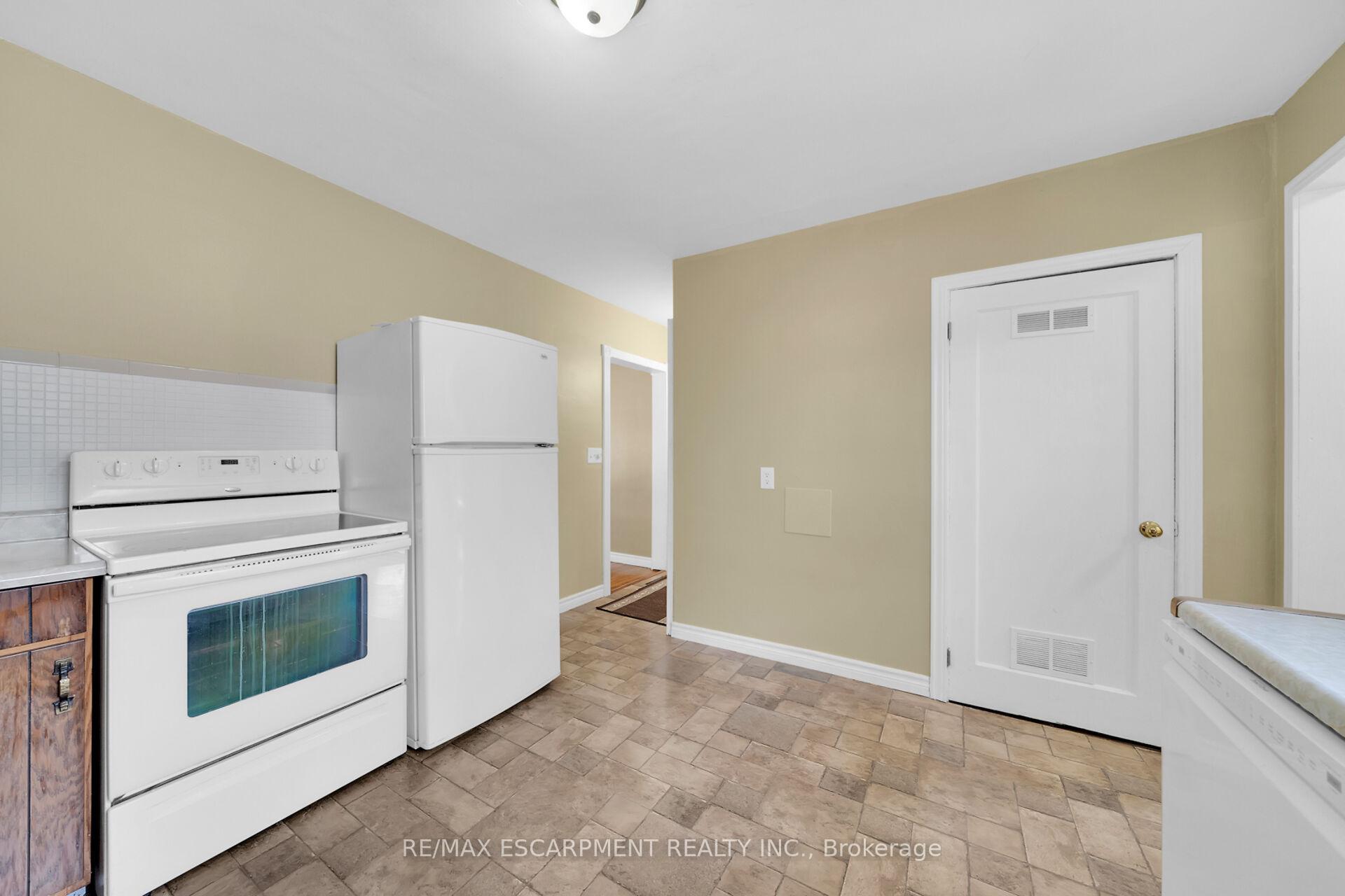 Photo 25 of 92 East 44th Street, Hamilton, Hampton Heights — HOMEH