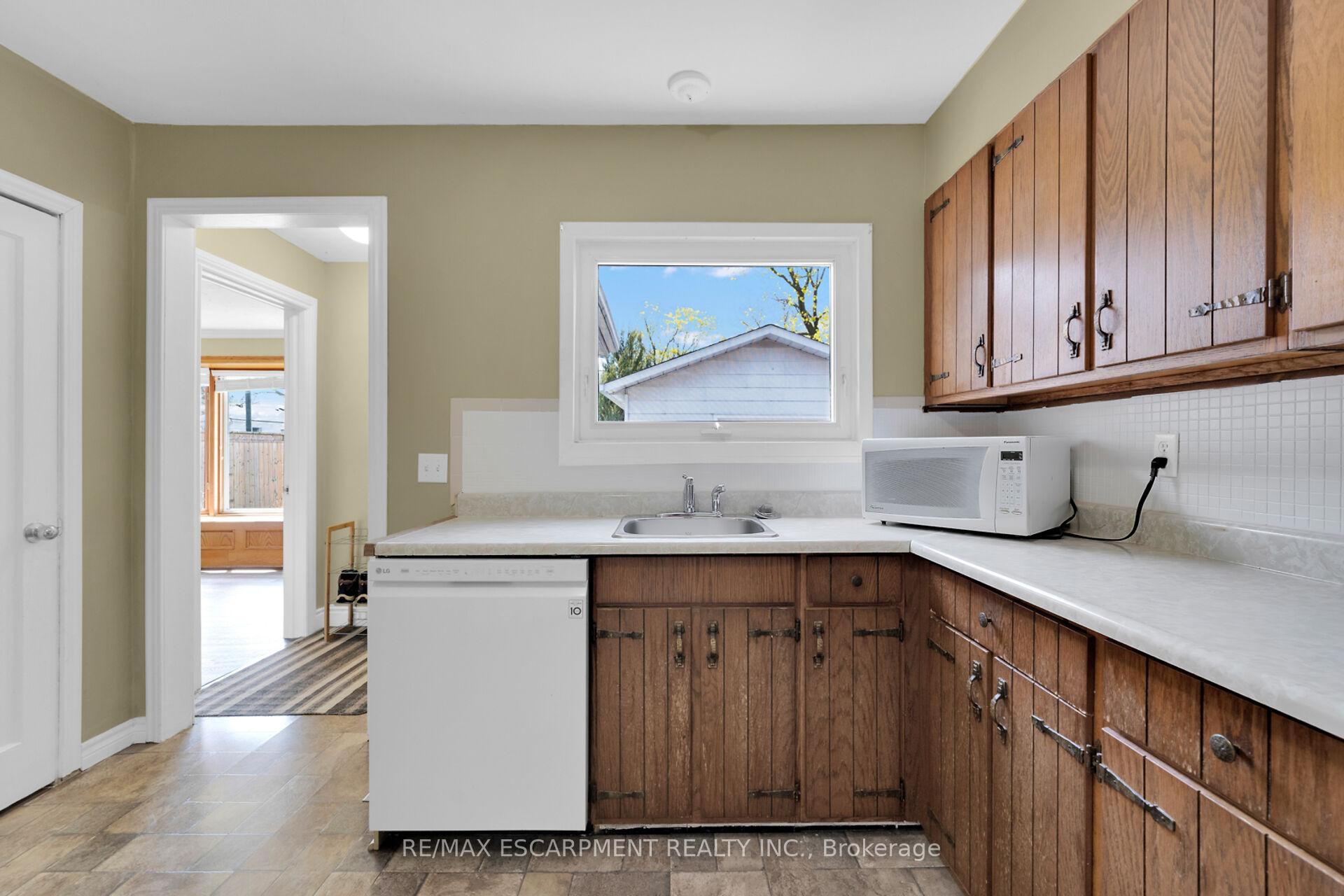Photo 23 of 92 East 44th Street, Hamilton, Hampton Heights — HOMEH