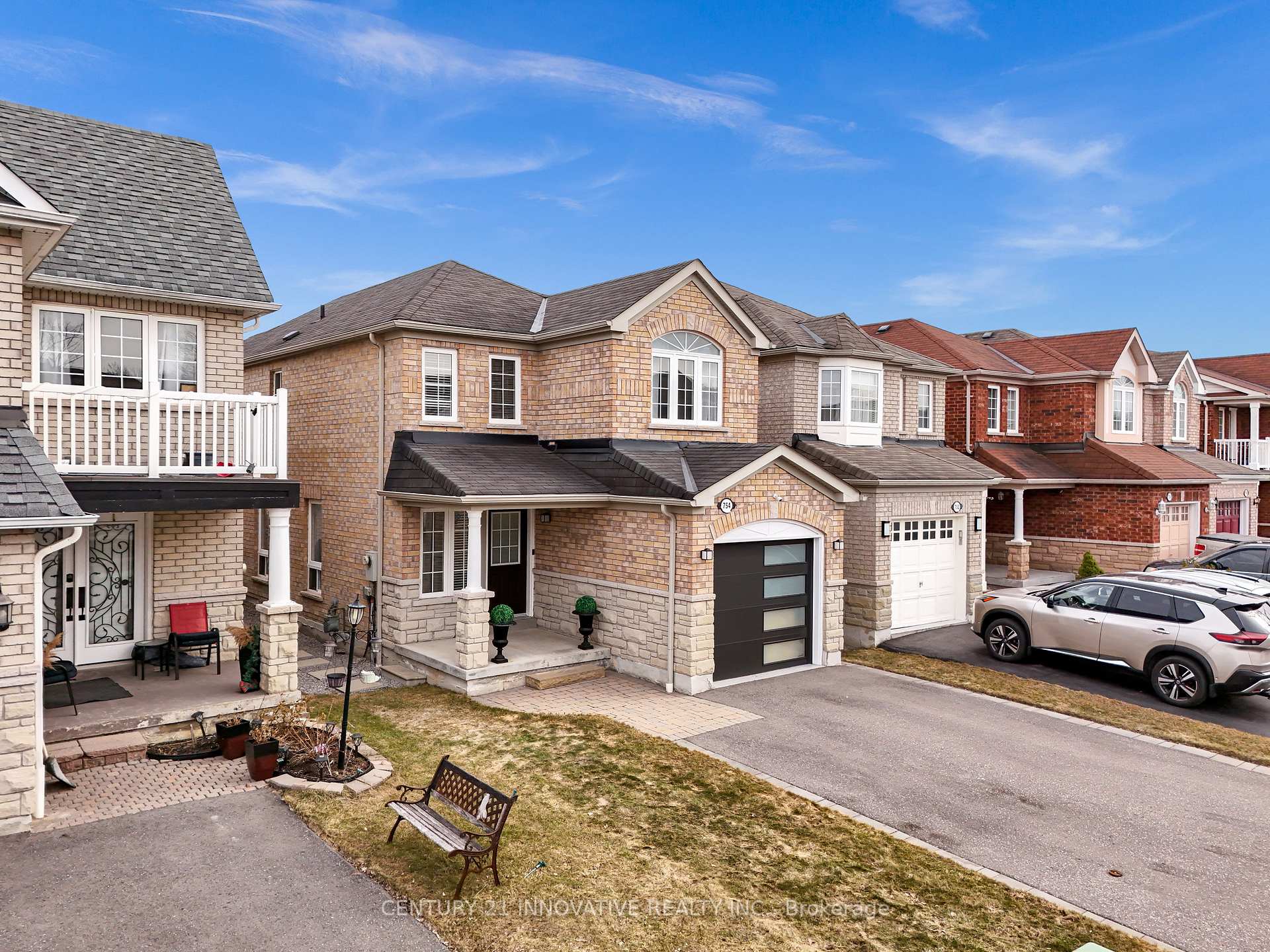 Photo 2 of 754 Sunbird Trail, Pickering, Amberlea — HOMEH