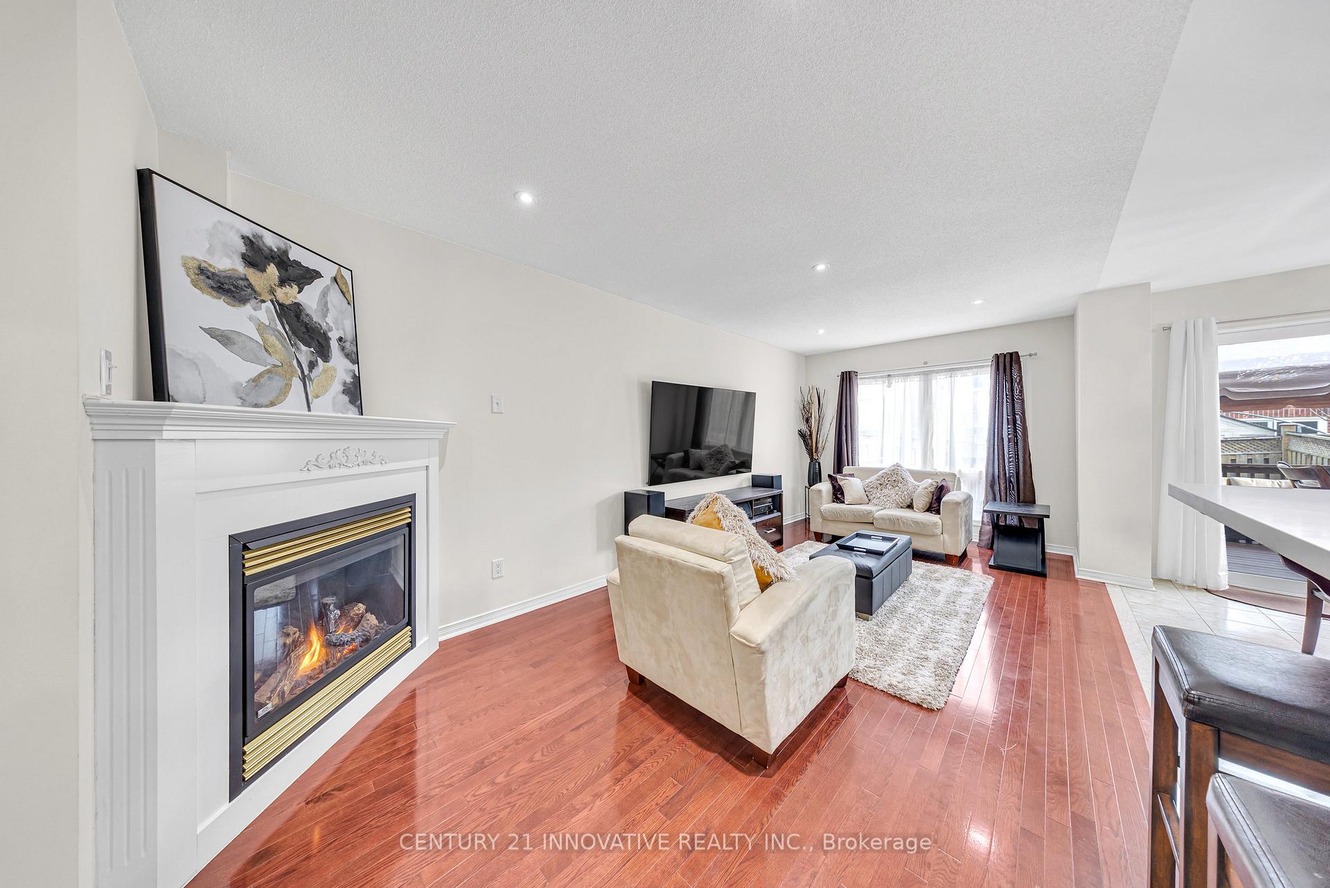Photo 8 of 754 Sunbird Trail, Pickering, Amberlea — HOMEH