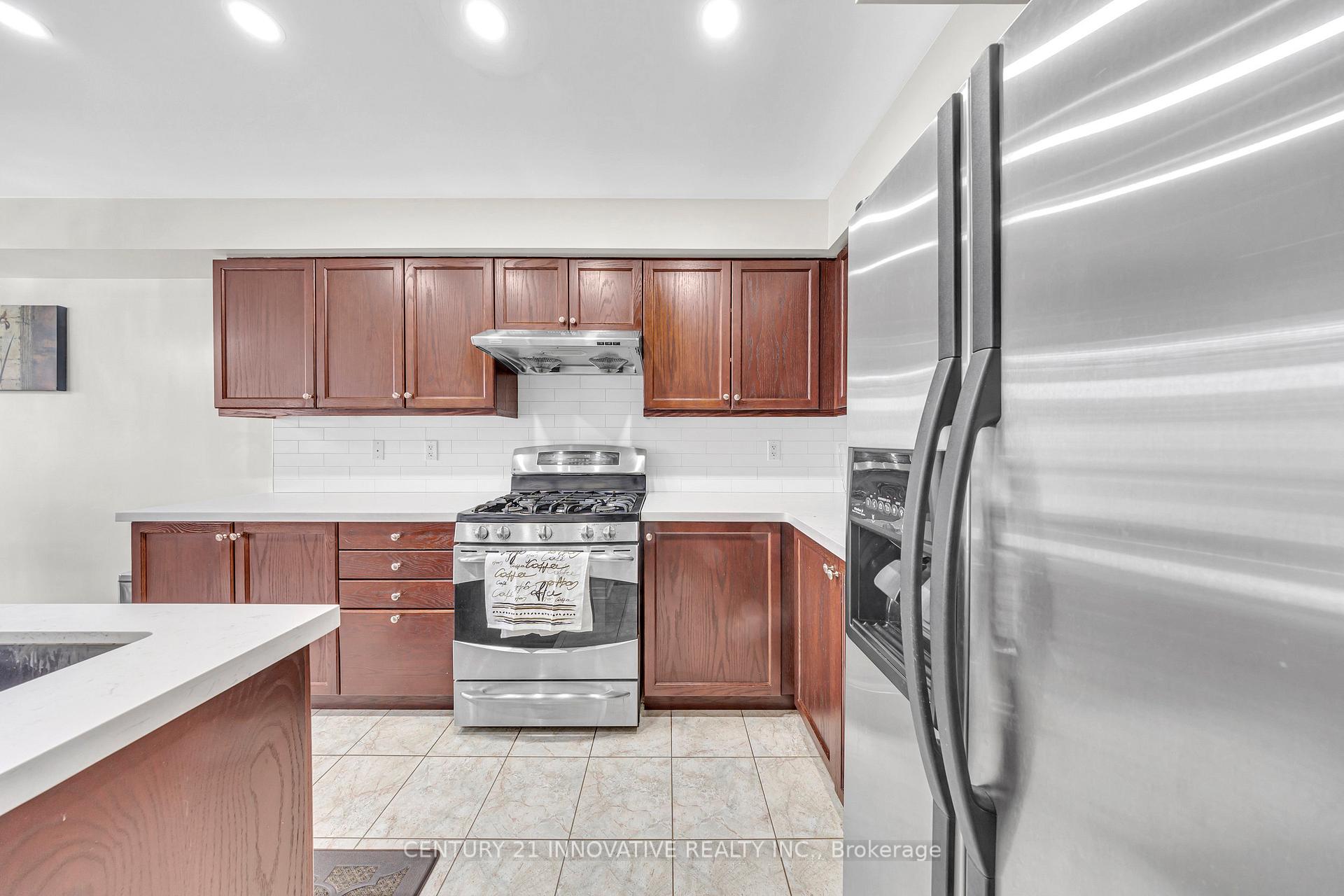 Photo 30 of 754 Sunbird Trail, Pickering, Amberlea — HOMEH