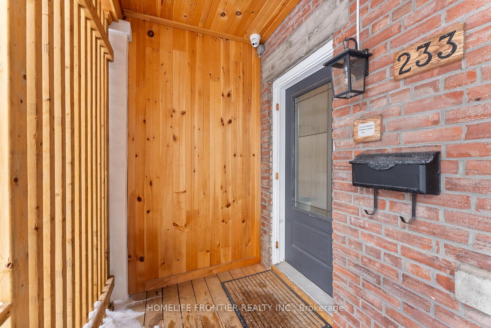 Photo 8 of 233 Coleridge Avenue, Toronto, Woodbine-Lumsden — HOMEH