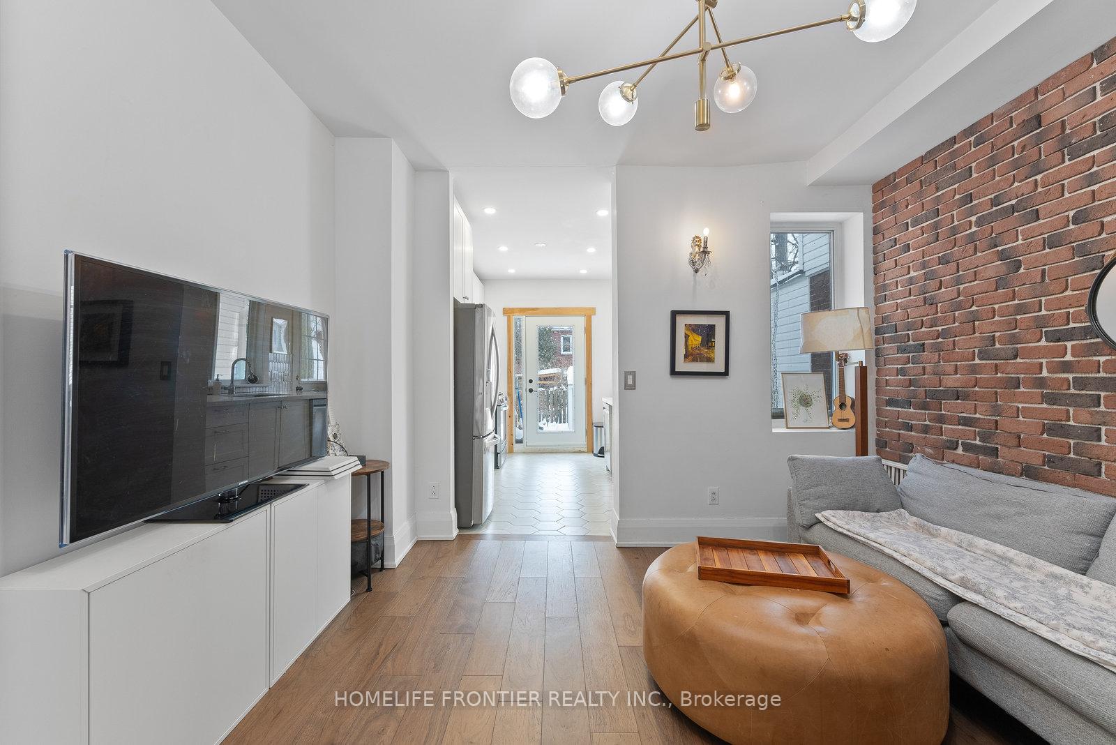 Photo 6 of 233 Coleridge Avenue, Toronto, Woodbine-Lumsden — HOMEH
