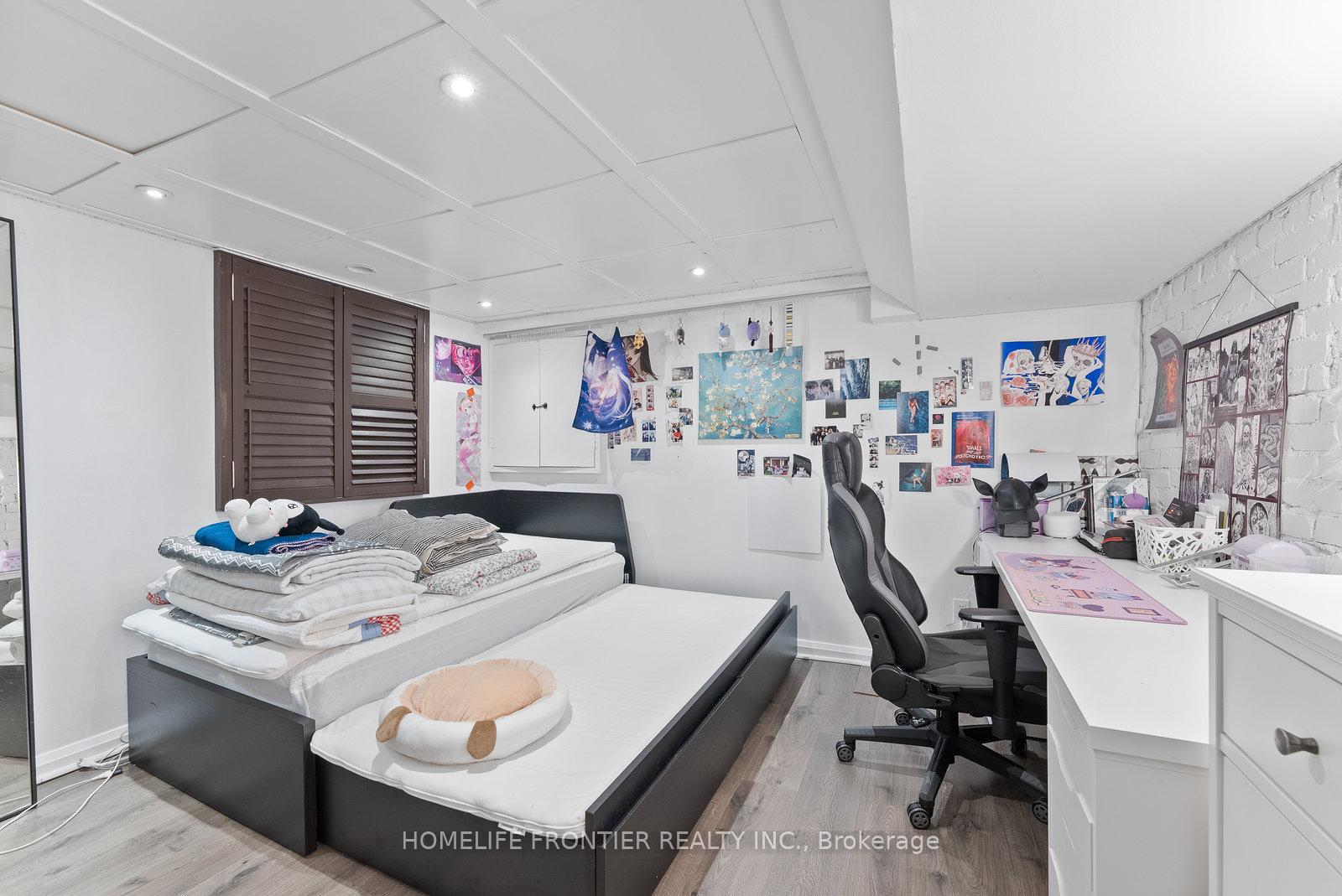 Photo 45 of 233 Coleridge Avenue, Toronto, Woodbine-Lumsden — HOMEH