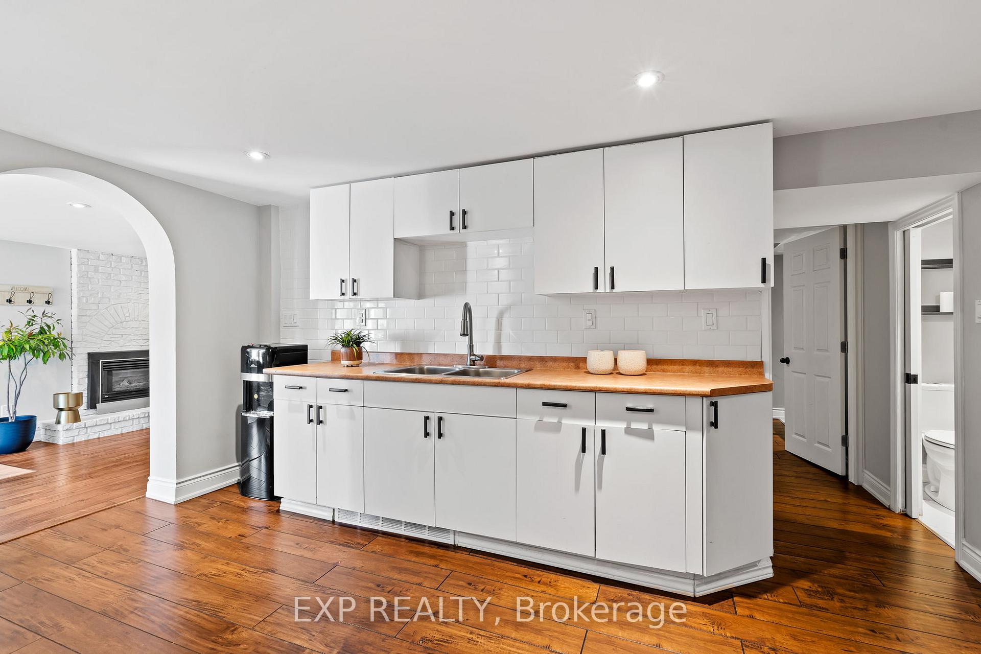Photo 24 of 17 Battlefield Drive, Hamilton, Stoney Creek — HOMEH