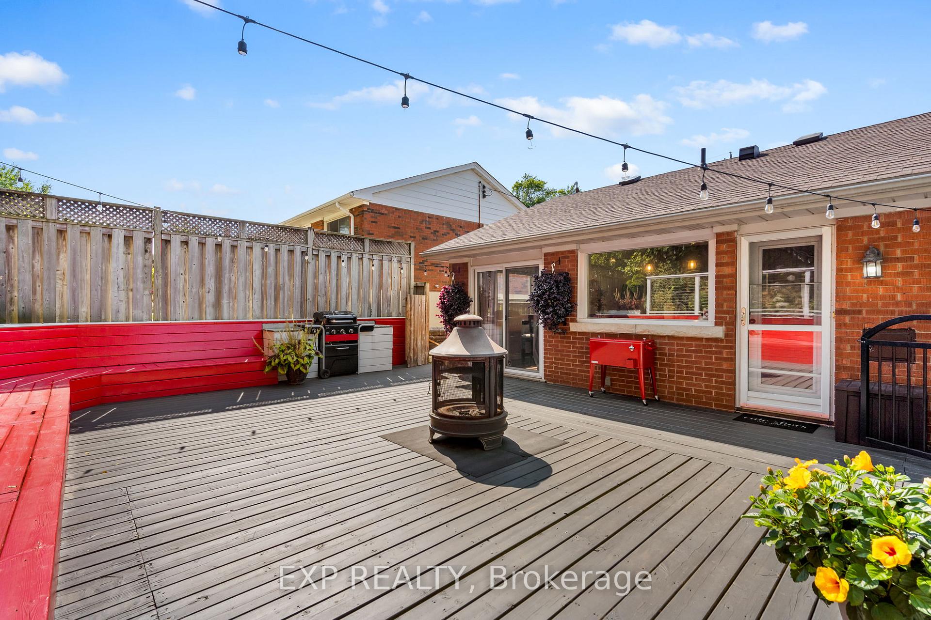 Photo 33 of 17 Battlefield Drive, Hamilton, Stoney Creek — HOMEH