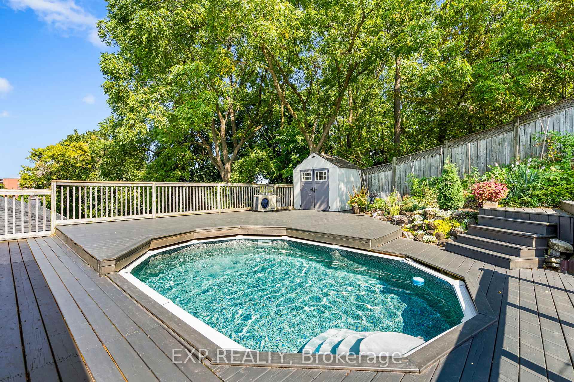 Photo 32 of 17 Battlefield Drive, Hamilton, Stoney Creek — HOMEH