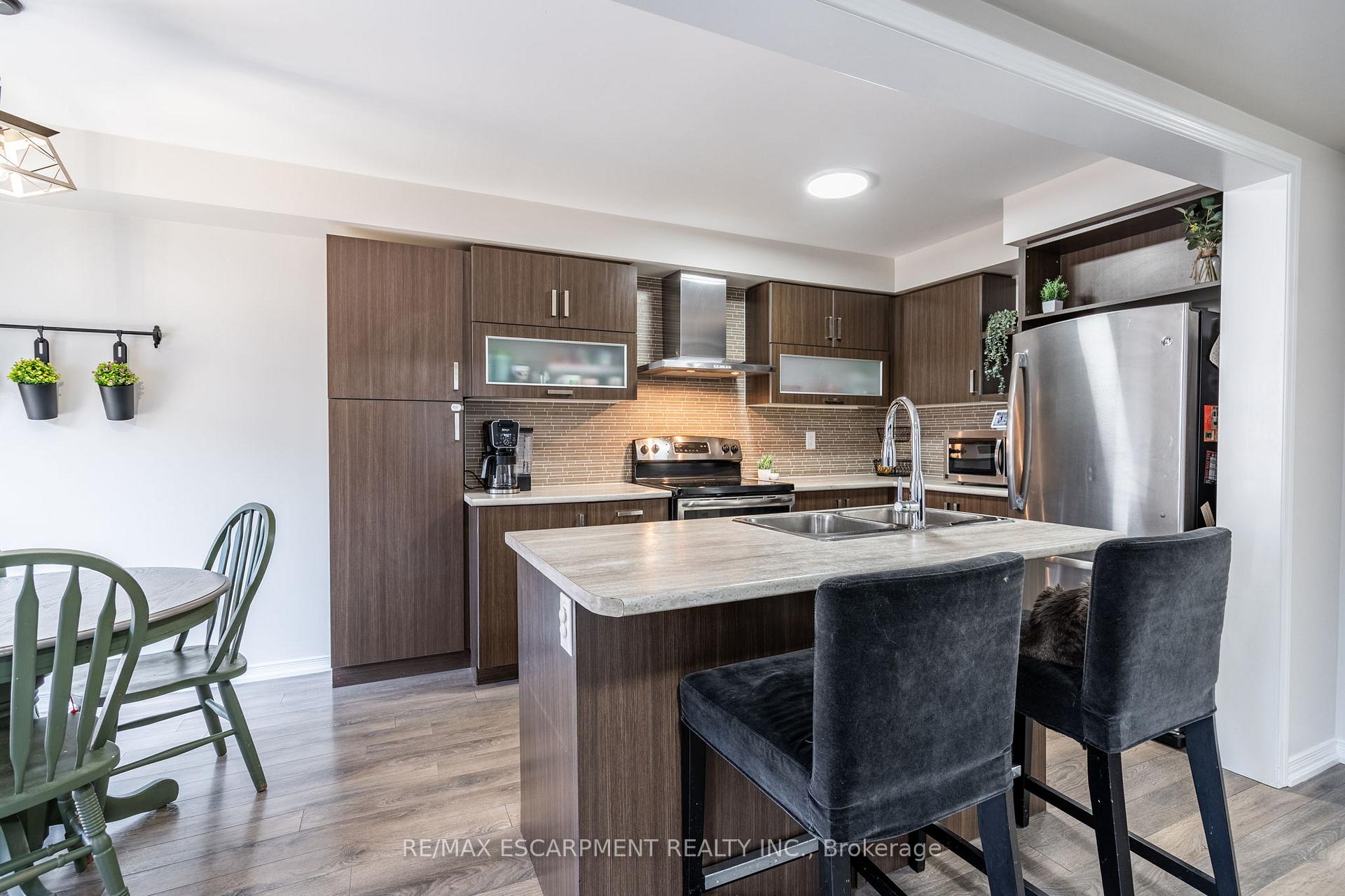 Photo 42 of 199 Gowland Drive, Hamilton, Binbrook — HOMEH