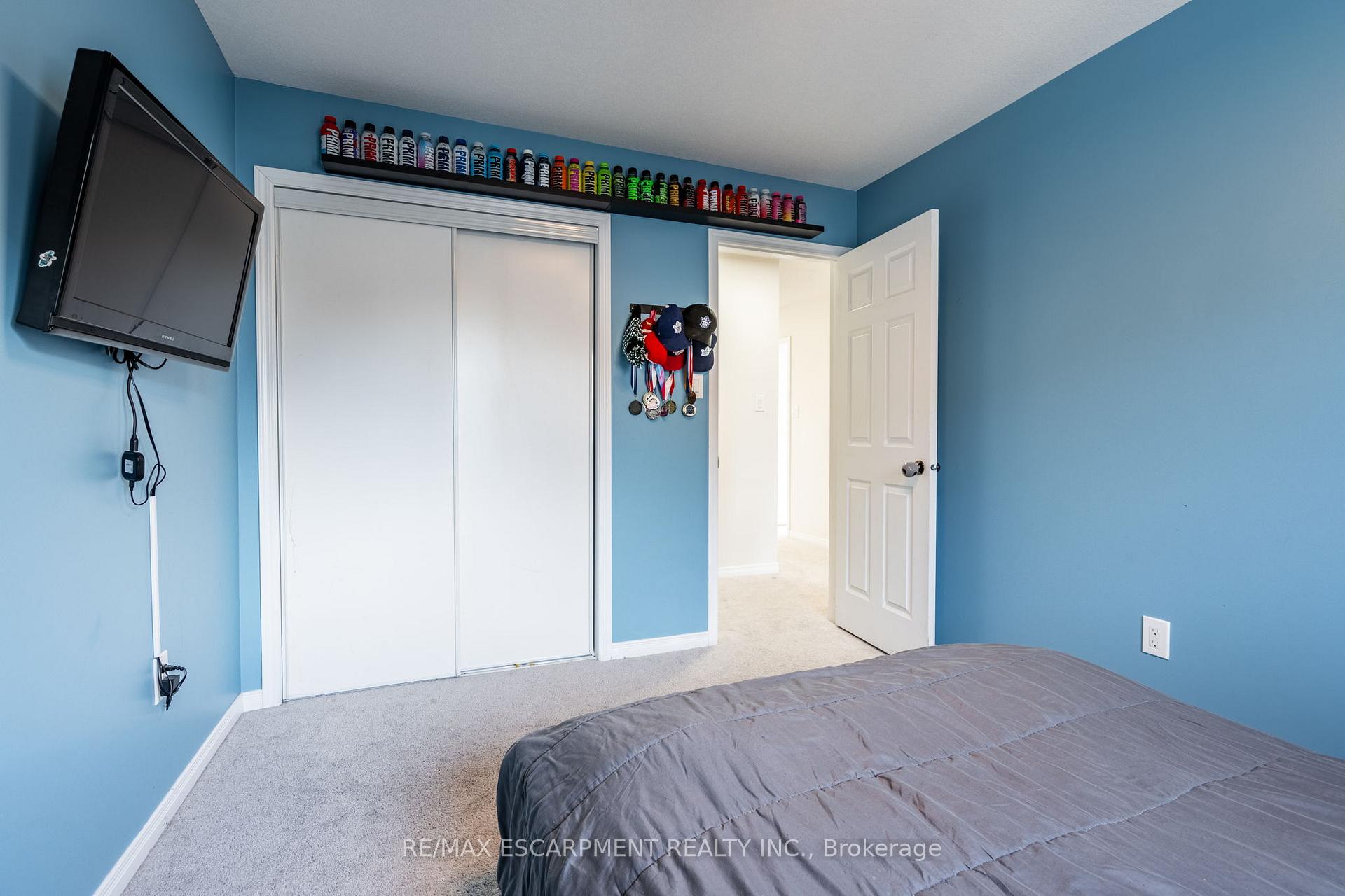 Photo 40 of 199 Gowland Drive, Hamilton, Binbrook — HOMEH