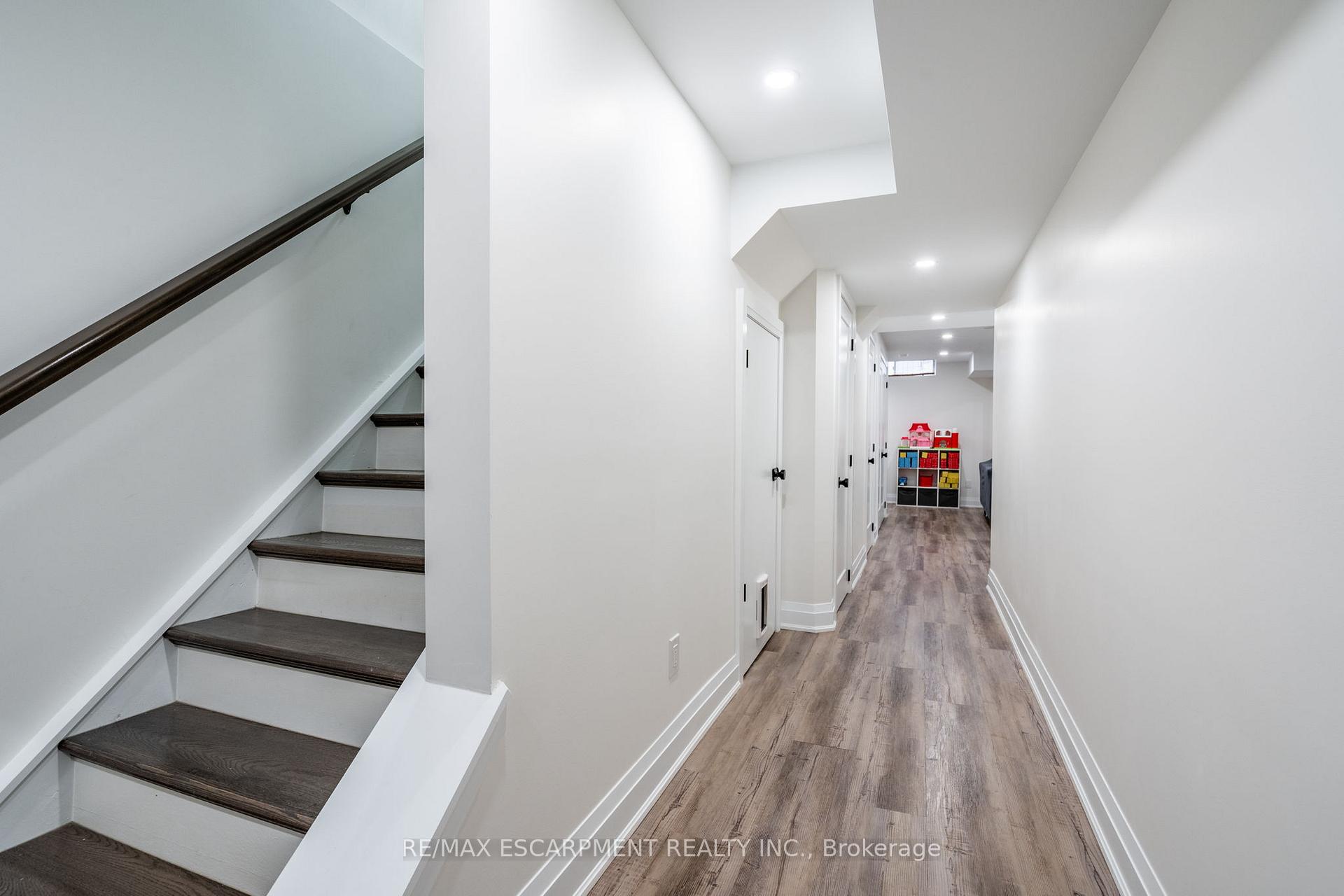Photo 44 of 199 Gowland Drive, Hamilton, Binbrook — HOMEH