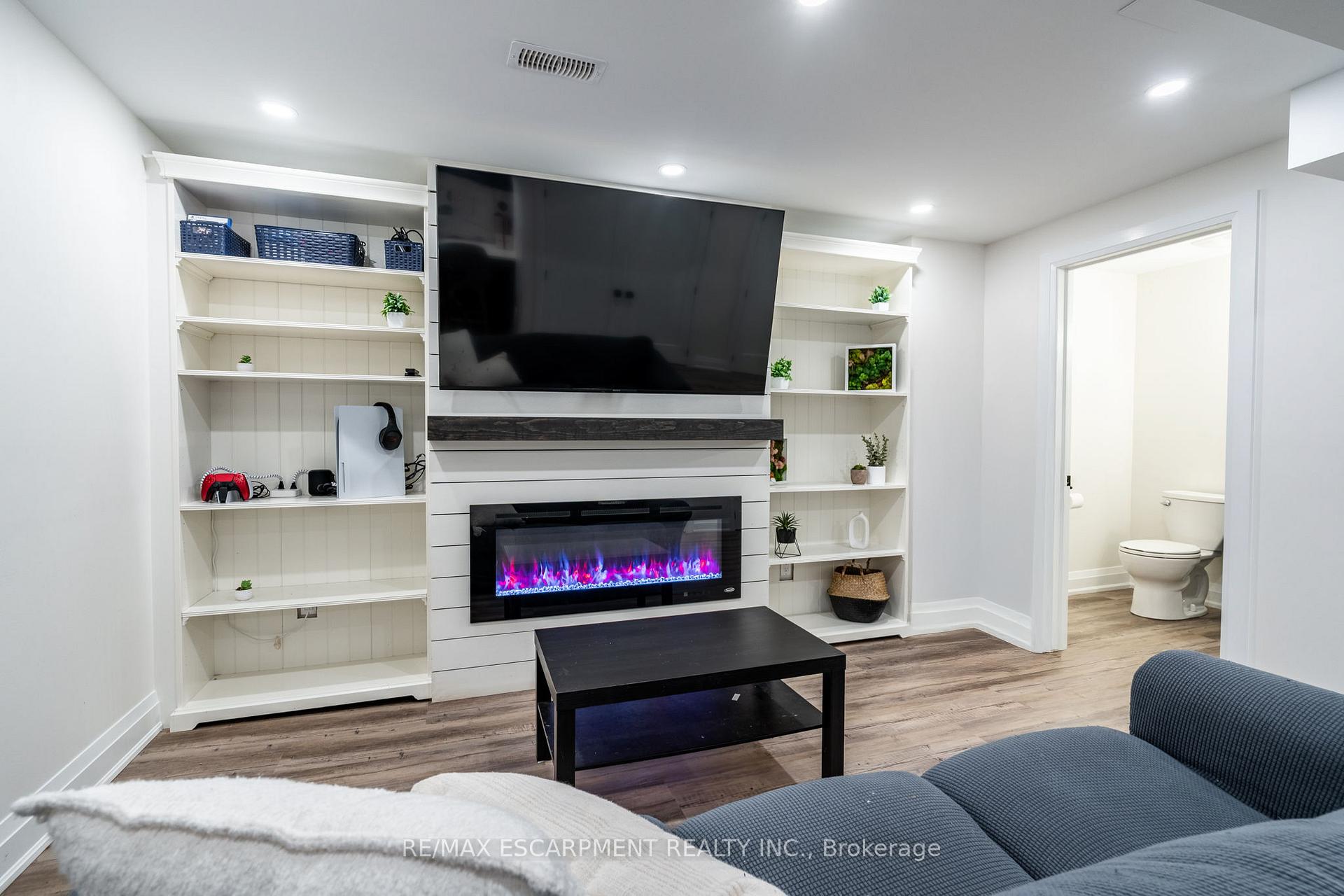 Photo 31 of 199 Gowland Drive, Hamilton, Binbrook — HOMEH