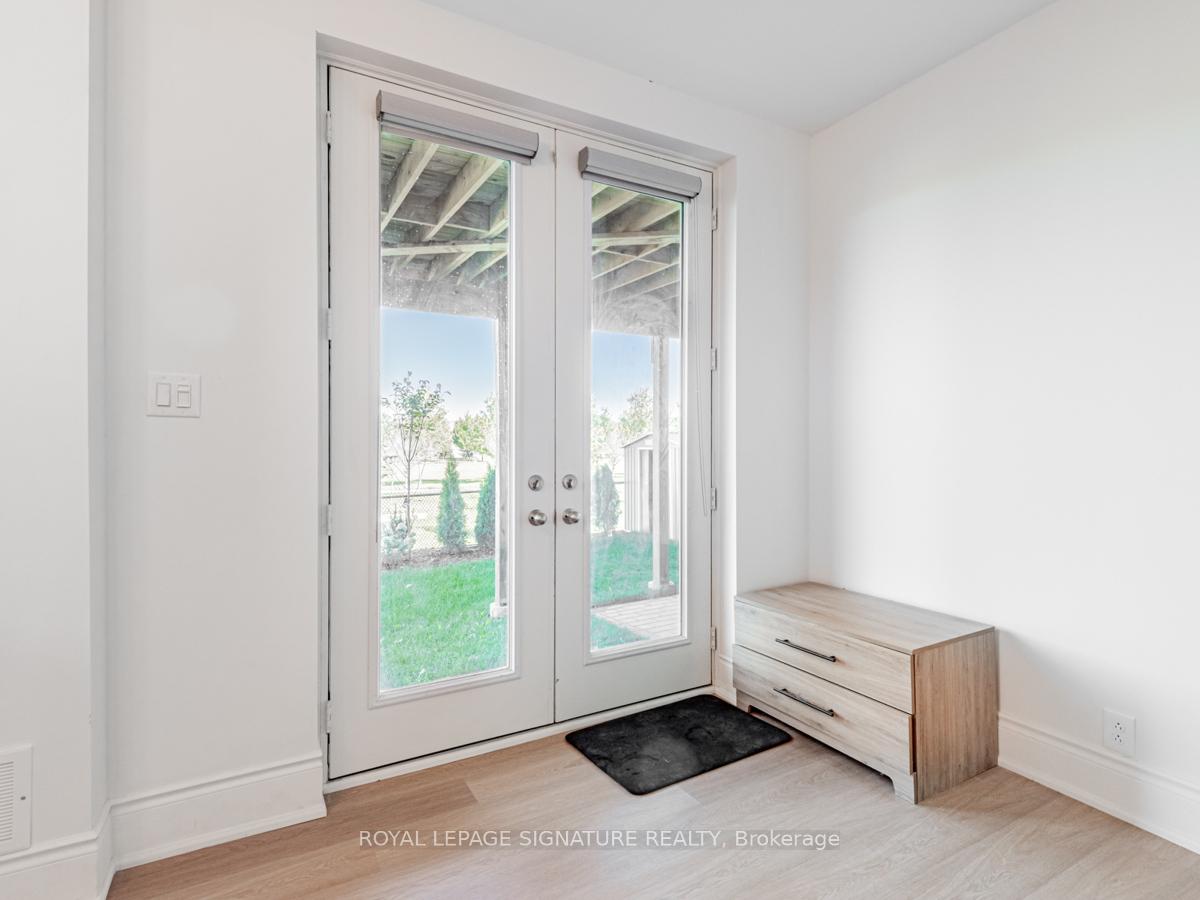 Photo 2 of Unit Bsmt, 90 Vantage Loop Street, Newmarket, Woodland Hill — HOMEH