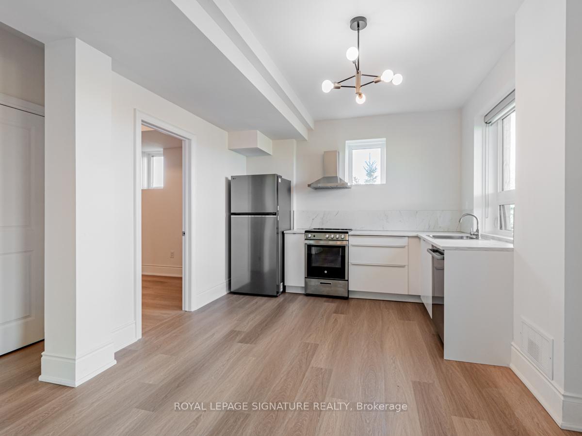 Photo 18 of Unit Bsmt, 90 Vantage Loop Street, Newmarket, Woodland Hill — HOMEH