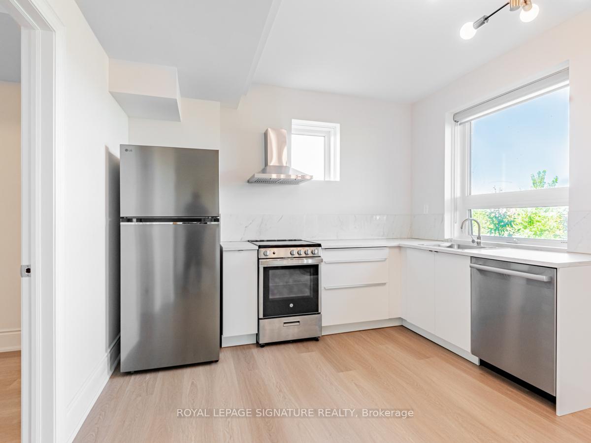 Photo 16 of Unit Bsmt, 90 Vantage Loop Street, Newmarket, Woodland Hill — HOMEH