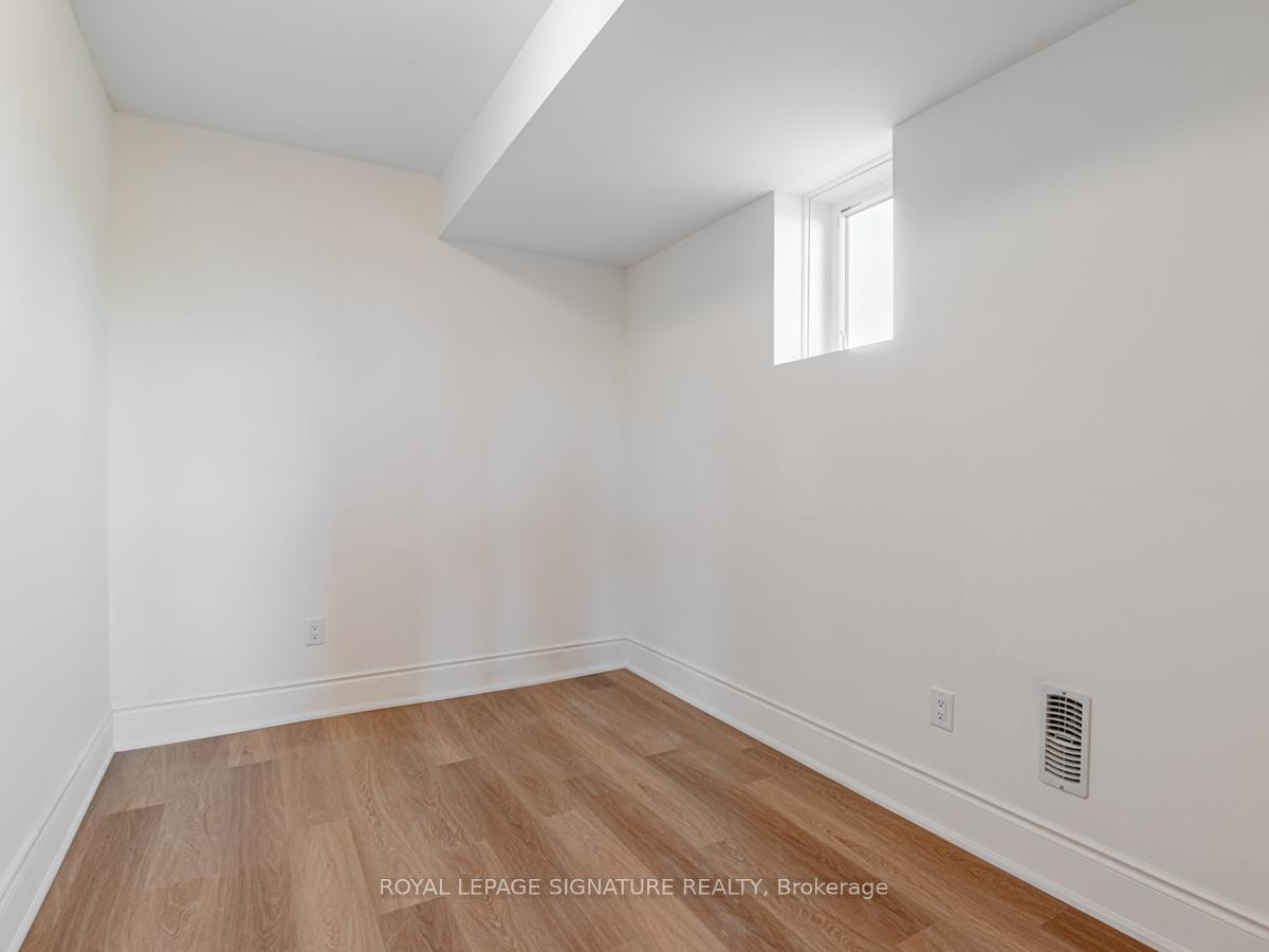 Photo 5 of Unit Bsmt, 90 Vantage Loop Street, Newmarket, Woodland Hill — HOMEH