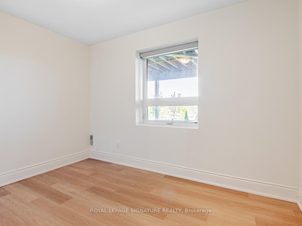 Photo 8 of Unit Bsmt, 90 Vantage Loop Street, Newmarket, Woodland Hill — HOMEH