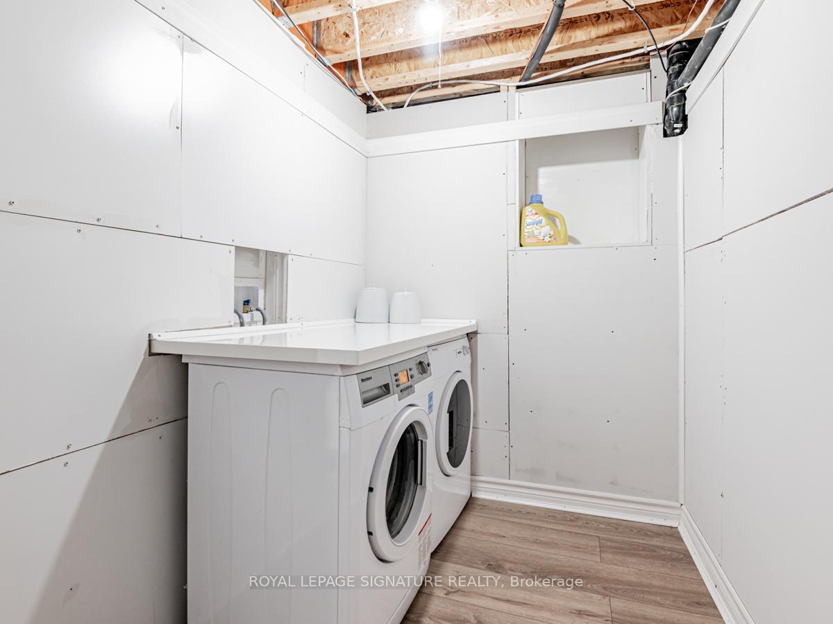 Photo 12 of Unit Bsmt, 90 Vantage Loop Street, Newmarket, Woodland Hill — HOMEH