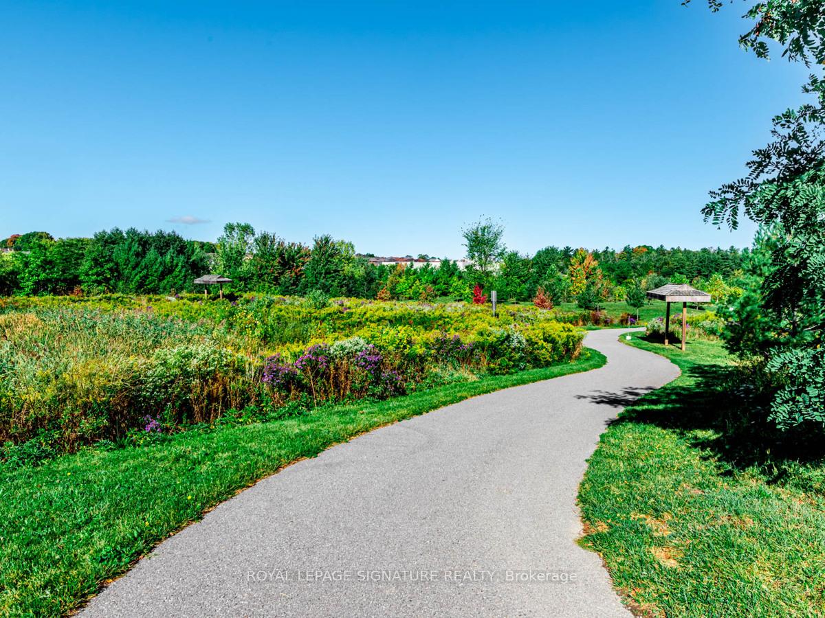 Photo 14 of Unit Bsmt, 90 Vantage Loop Street, Newmarket, Woodland Hill — HOMEH
