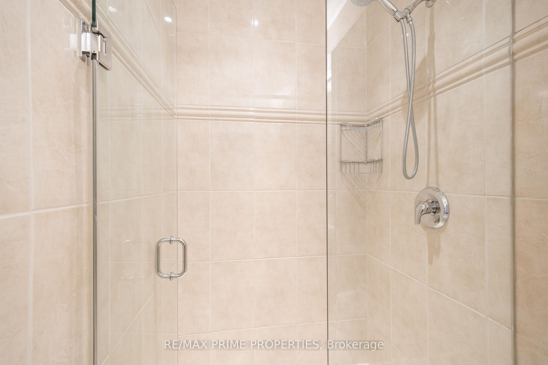 Photo 17 of 22 Heather Street, Toronto, Lawrence Park South — HOMEH