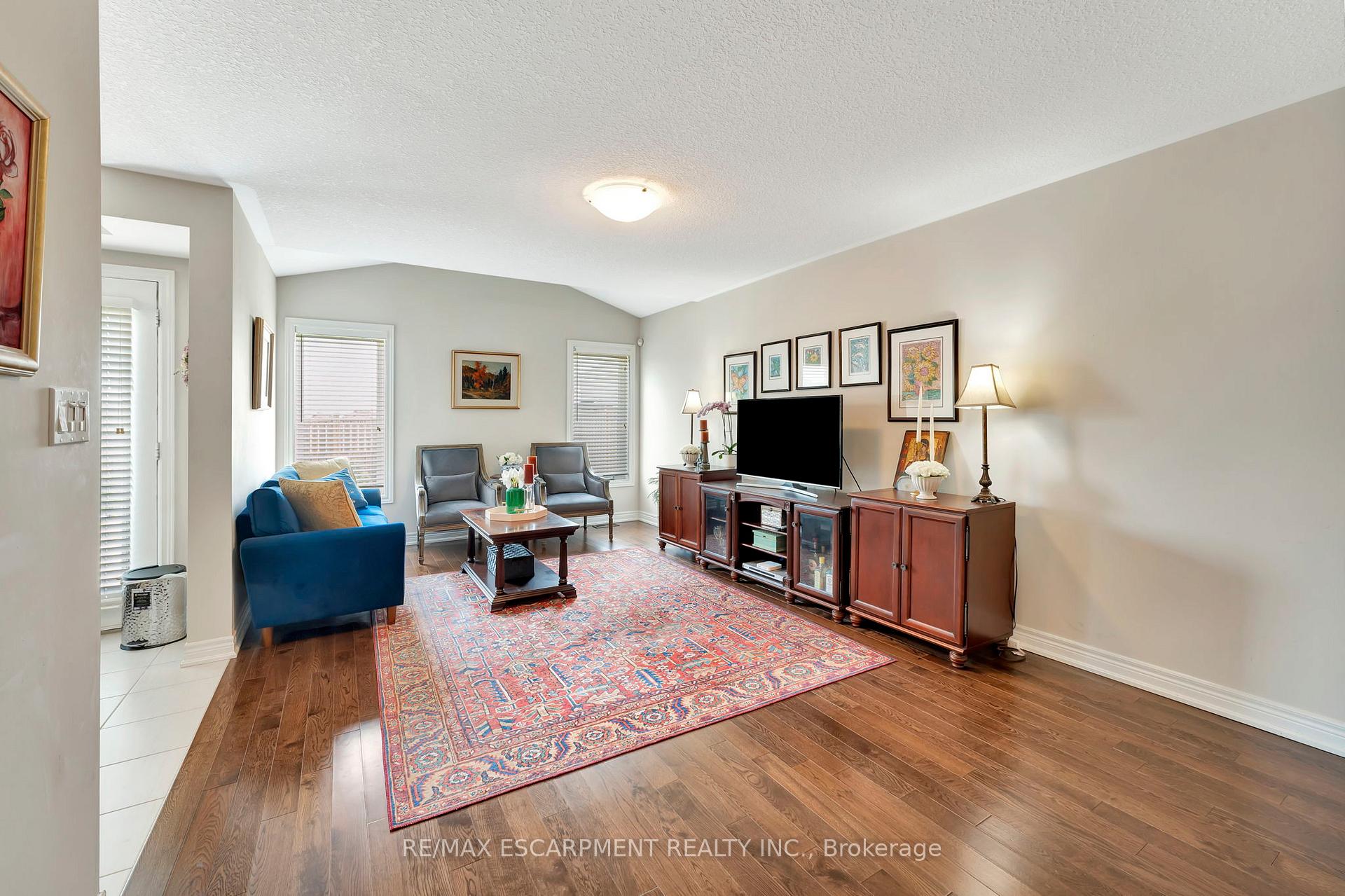 Photo 12 of 19 Colorado Boulevard, Hamilton, Hannon — HOMEH