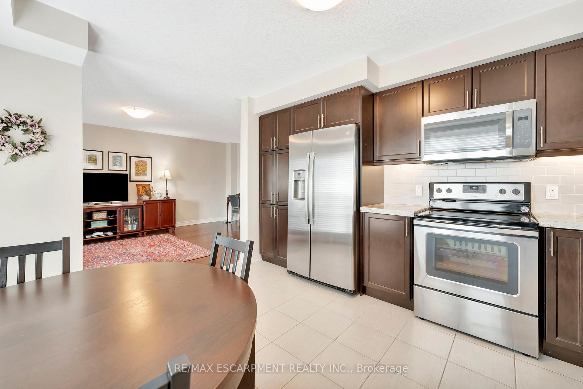 Photo 2 of 19 Colorado Boulevard, Hamilton, Hannon — HOMEH