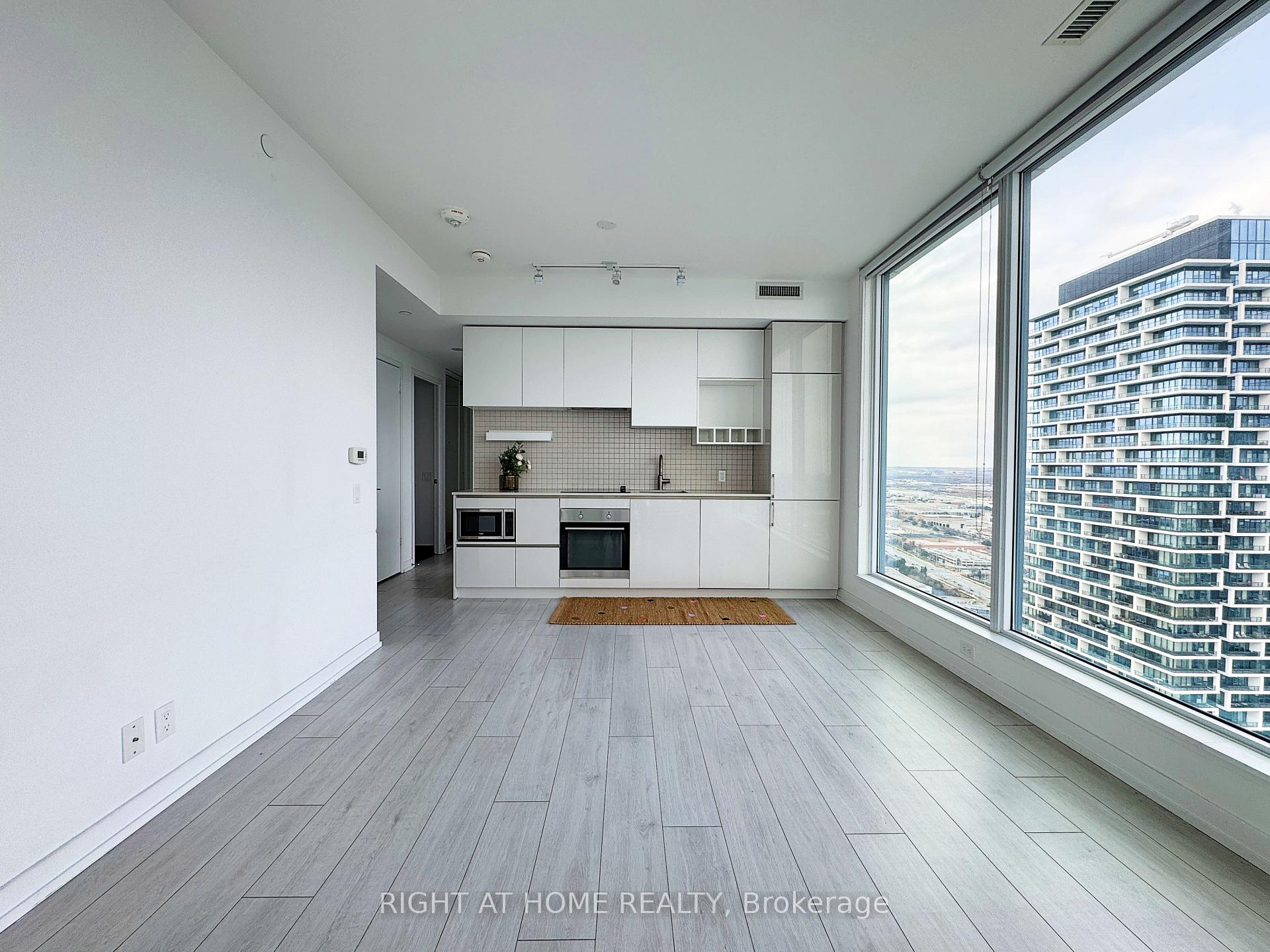 Photo 2 of Unit 5103, 5 Buttermill Avenue, Vaughan, Vaughan Corporate Centre — HOMEH