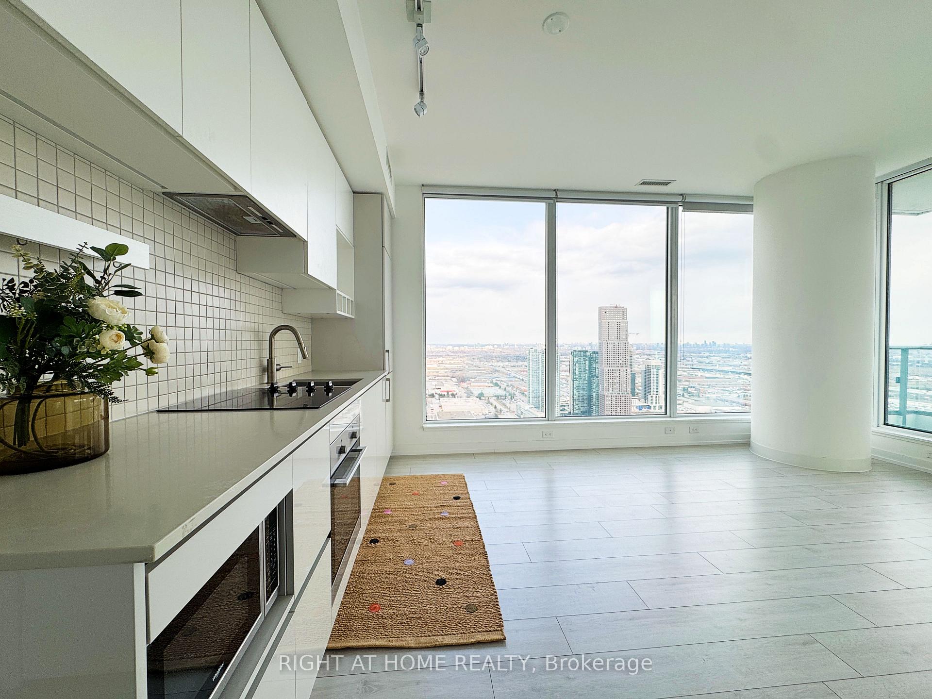 Photo 6 of Unit 5103, 5 Buttermill Avenue, Vaughan, Vaughan Corporate Centre — HOMEH