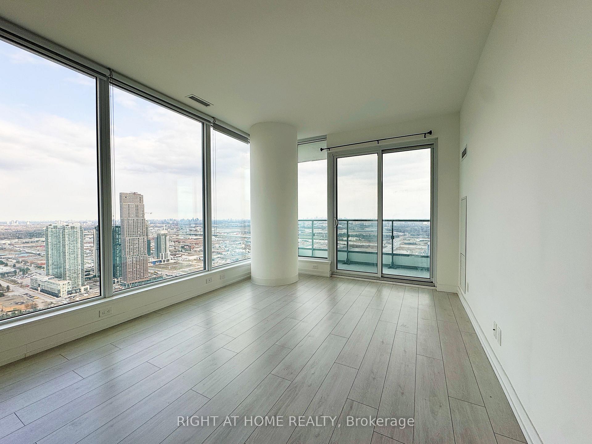 Photo 8 of Unit 5103, 5 Buttermill Avenue, Vaughan, Vaughan Corporate Centre — HOMEH