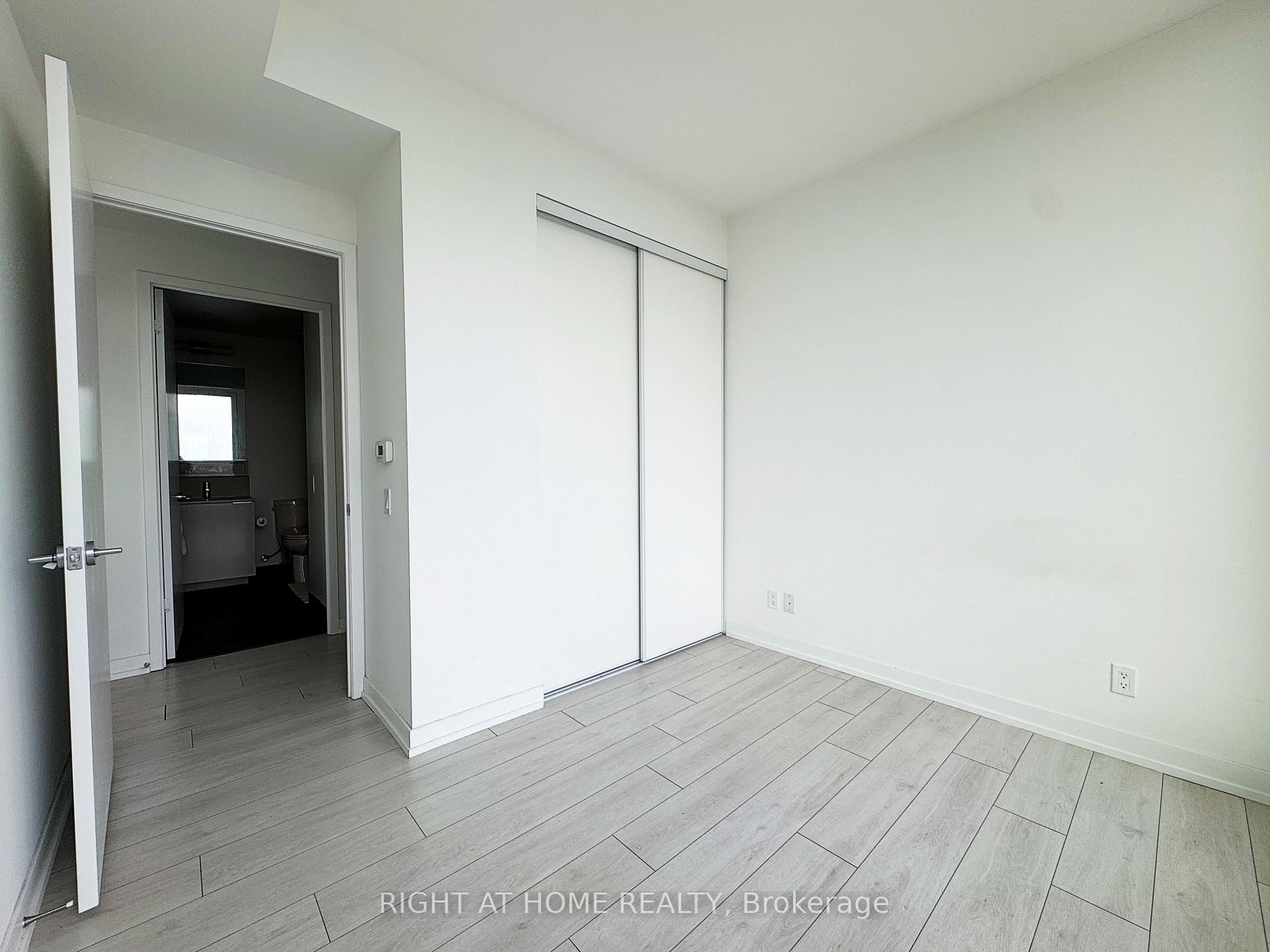Photo 22 of Unit 5103, 5 Buttermill Avenue, Vaughan, Vaughan Corporate Centre — HOMEH