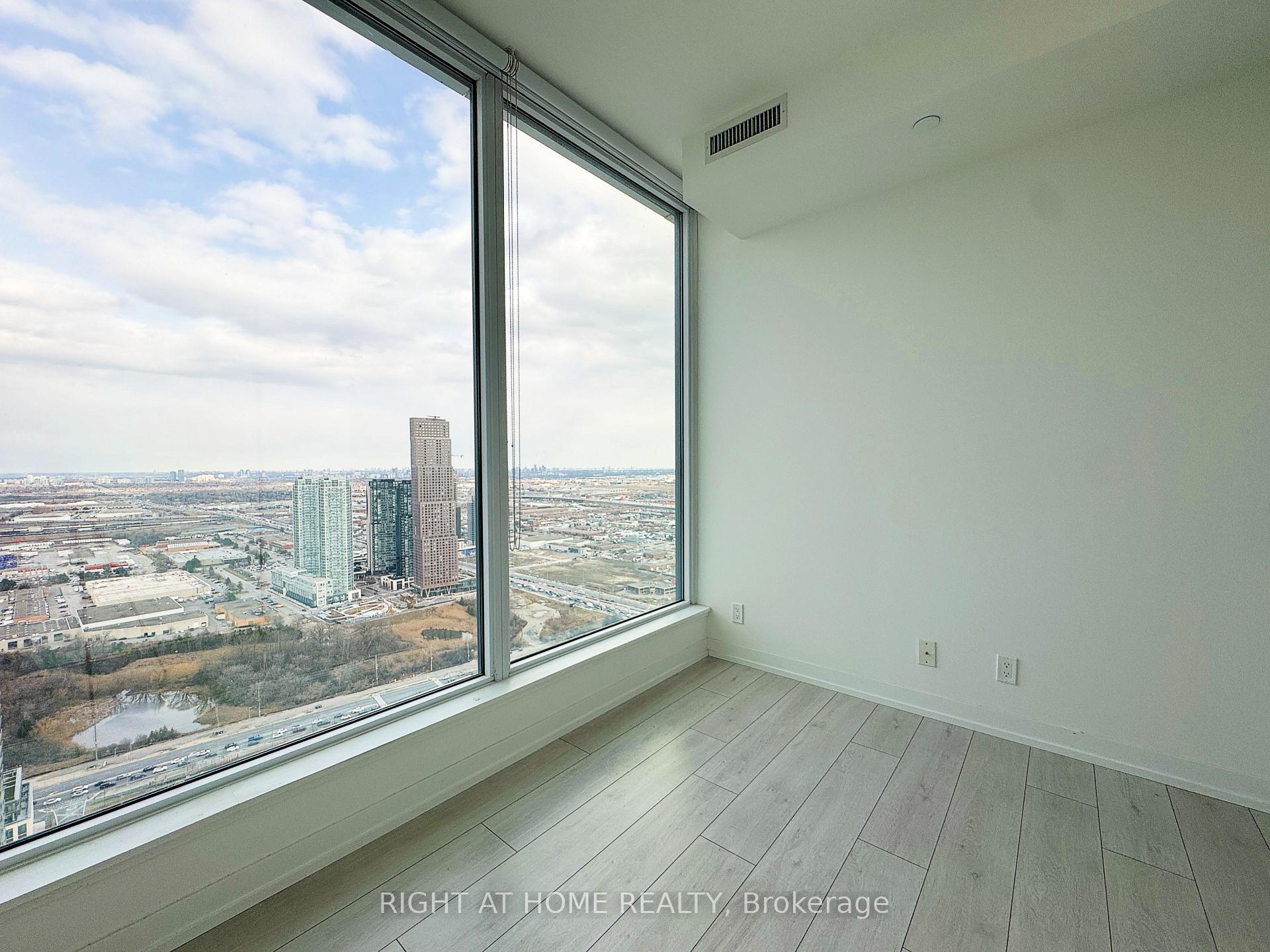 Photo 31 of Unit 5103, 5 Buttermill Avenue, Vaughan, Vaughan Corporate Centre — HOMEH