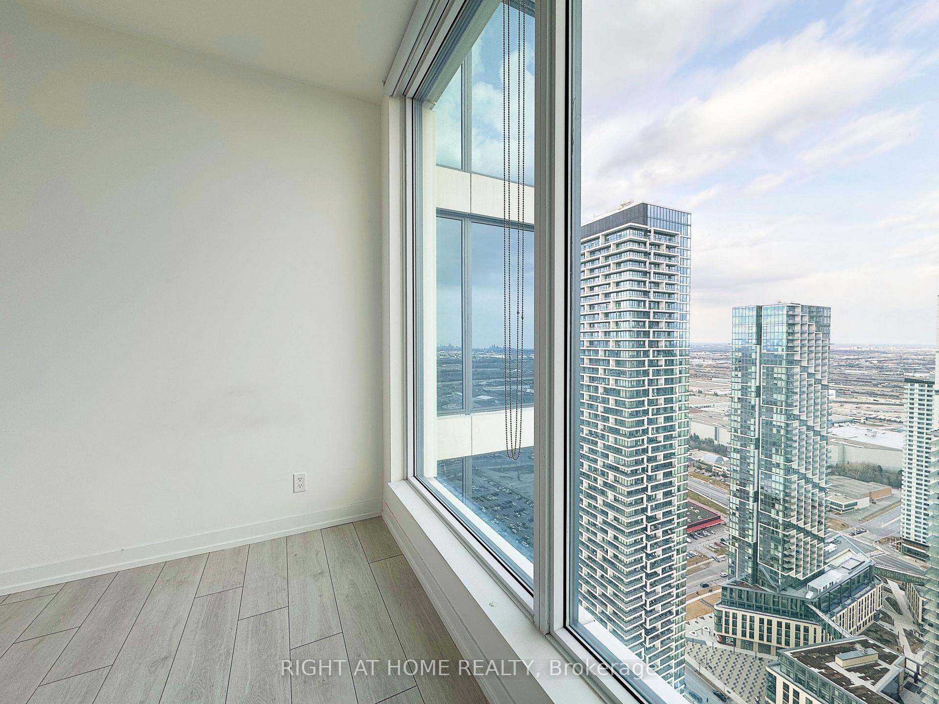 Photo 23 of Unit 5103, 5 Buttermill Avenue, Vaughan, Vaughan Corporate Centre — HOMEH