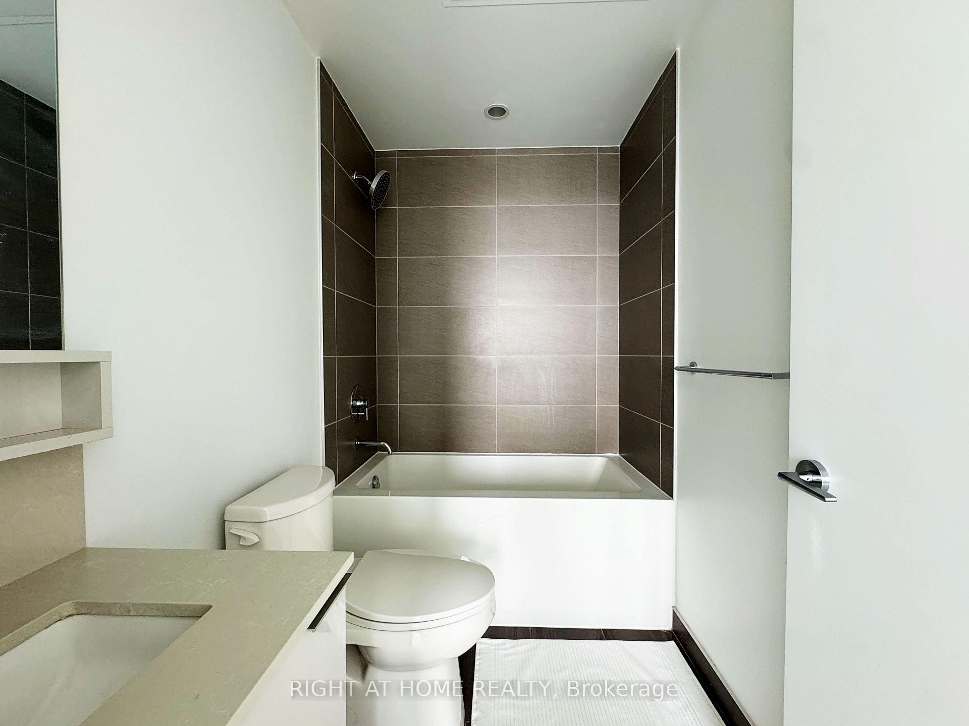 Photo 13 of Unit 5103, 5 Buttermill Avenue, Vaughan, Vaughan Corporate Centre — HOMEH