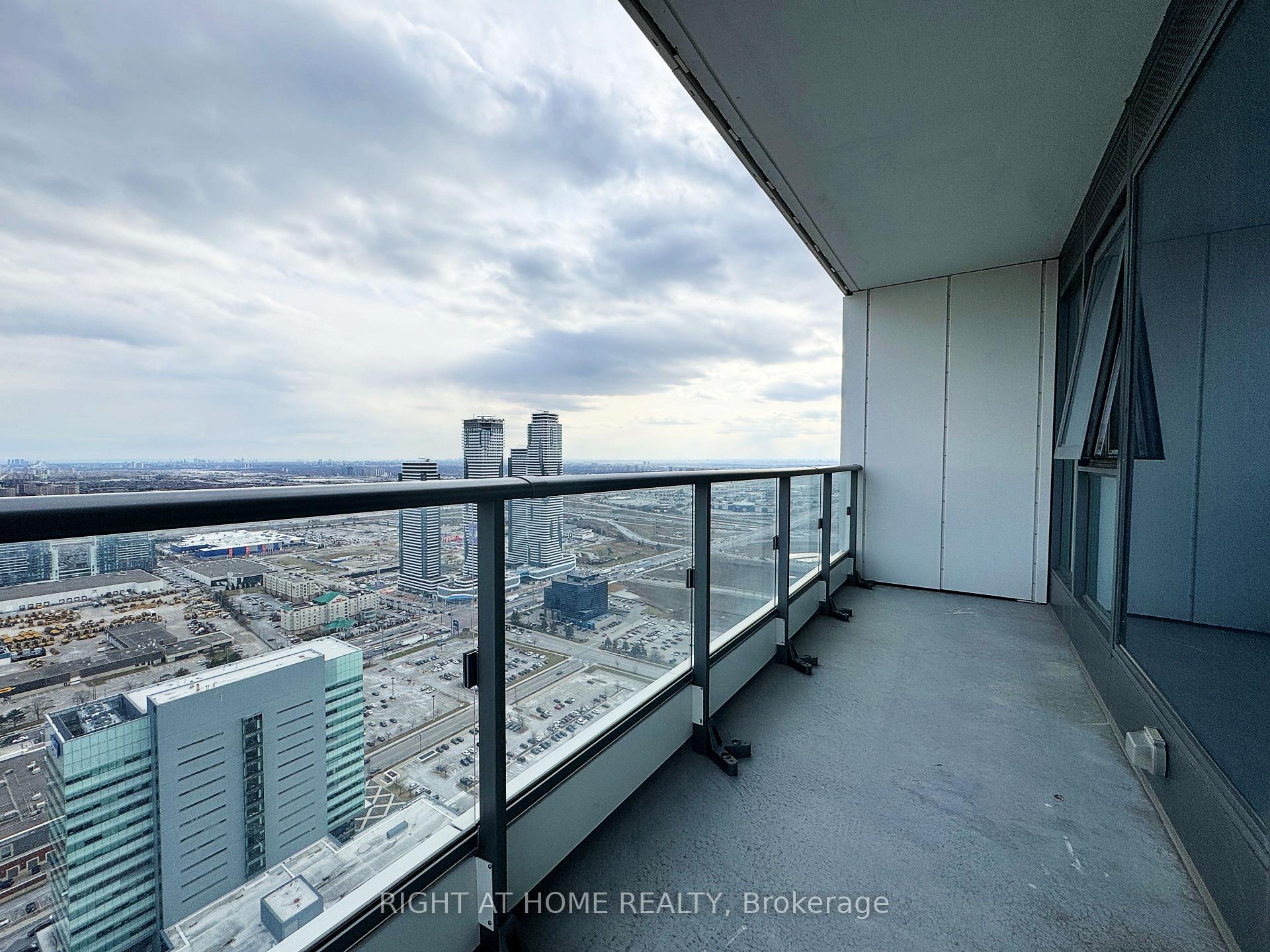 Photo 29 of Unit 5103, 5 Buttermill Avenue, Vaughan, Vaughan Corporate Centre — HOMEH
