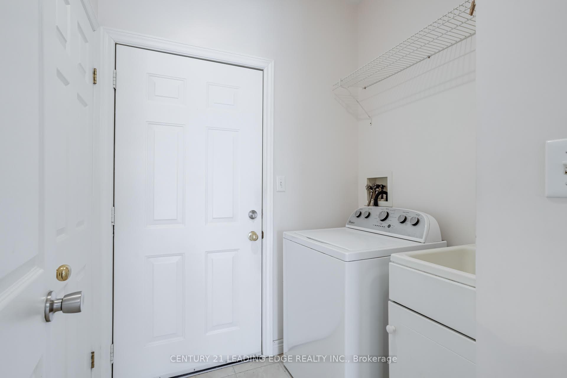 Photo 9 of 28 Postoaks Drive, Hamilton, Twenty Place — HOMEH