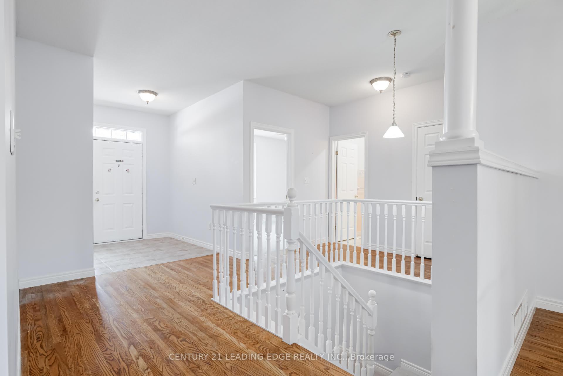 Photo 18 of 28 Postoaks Drive, Hamilton, Twenty Place — HOMEH