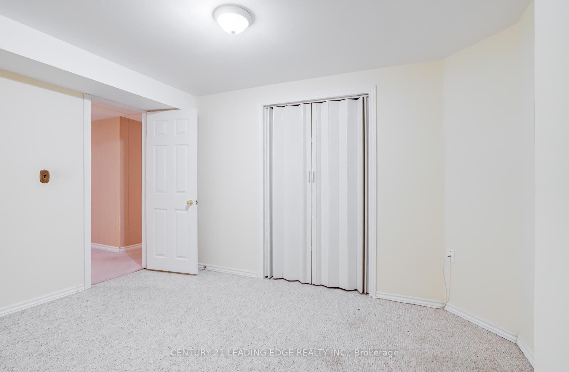 Photo 21 of 28 Postoaks Drive, Hamilton, Twenty Place — HOMEH