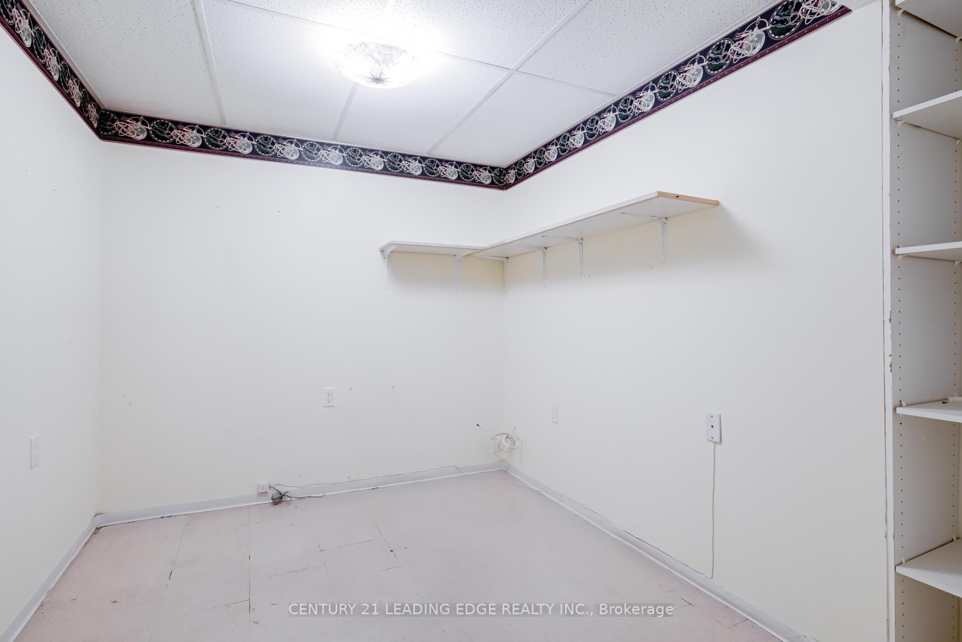 Photo 22 of 28 Postoaks Drive, Hamilton, Twenty Place — HOMEH