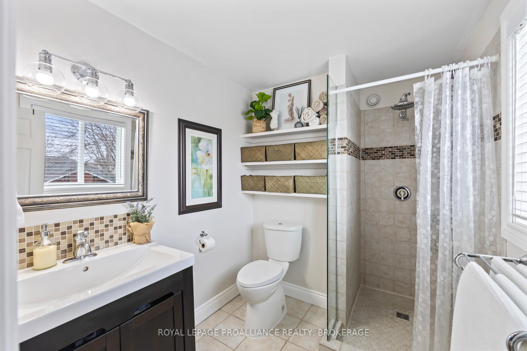 Photo 19 of 371 Tanglewood Drive, Kingston, City Southwest — HOMEH