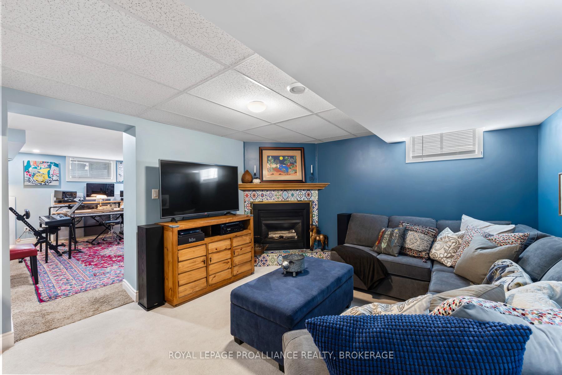 Photo 35 of 371 Tanglewood Drive, Kingston, City Southwest — HOMEH