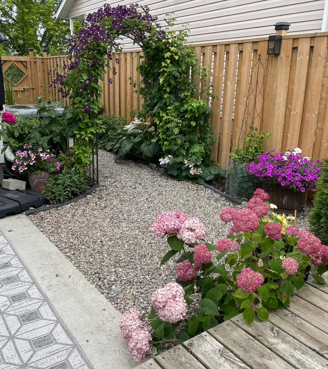 Photo 36 of 371 Tanglewood Drive, Kingston, City Southwest — HOMEH