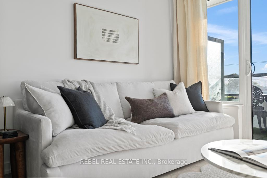 Photo 10 of Unit 415, 1480 Bayly Street, Pickering, Bay Ridges — HOMEH
