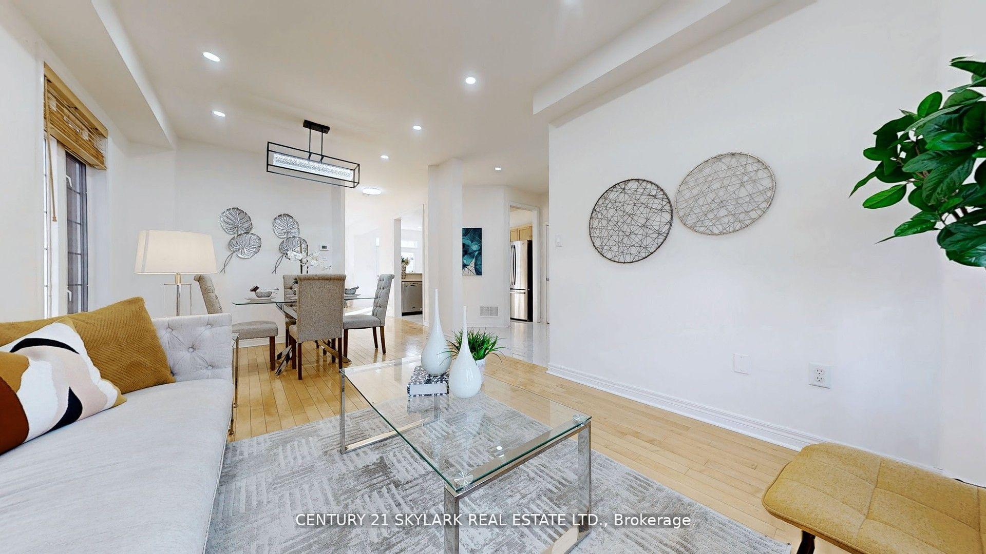 Photo 7 of 27 Cardrew Street, Markham, Cornell — HOMEH