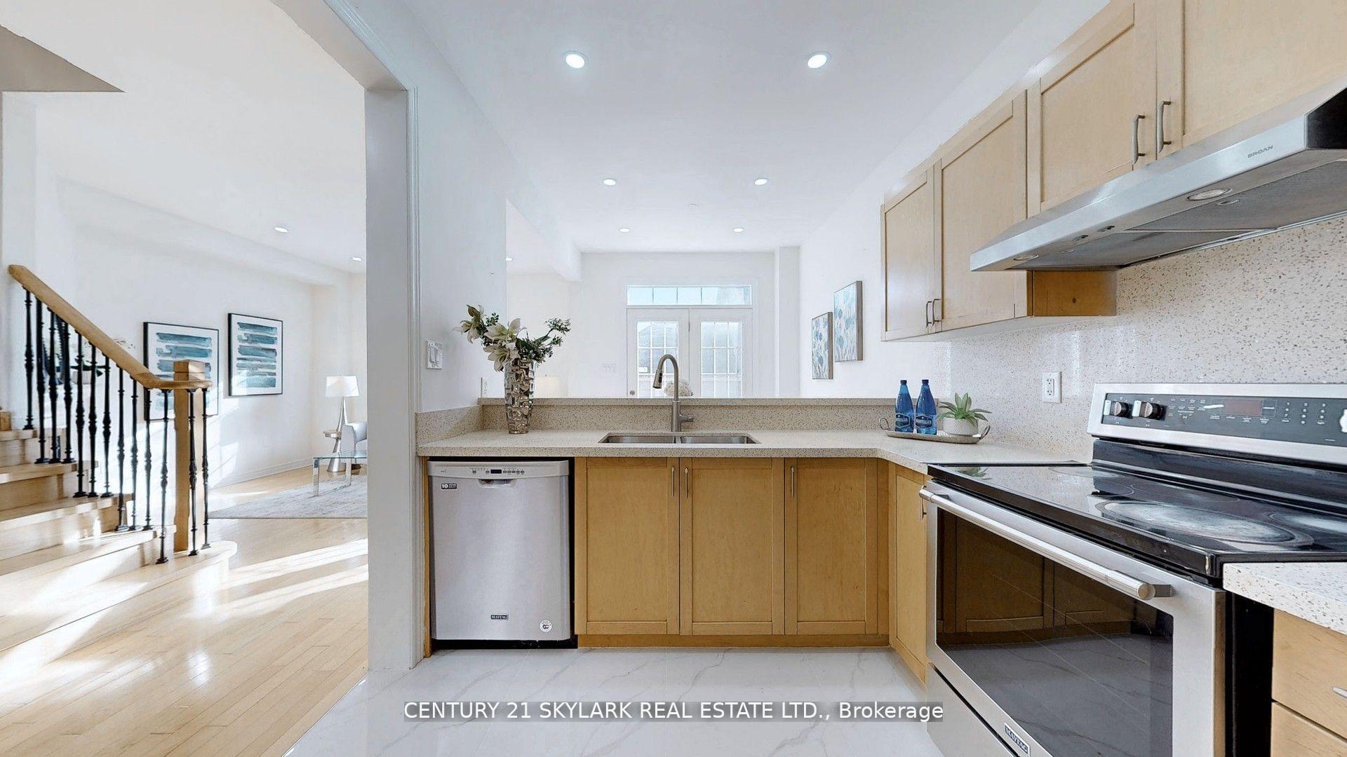 Photo 14 of 27 Cardrew Street, Markham, Cornell — HOMEH