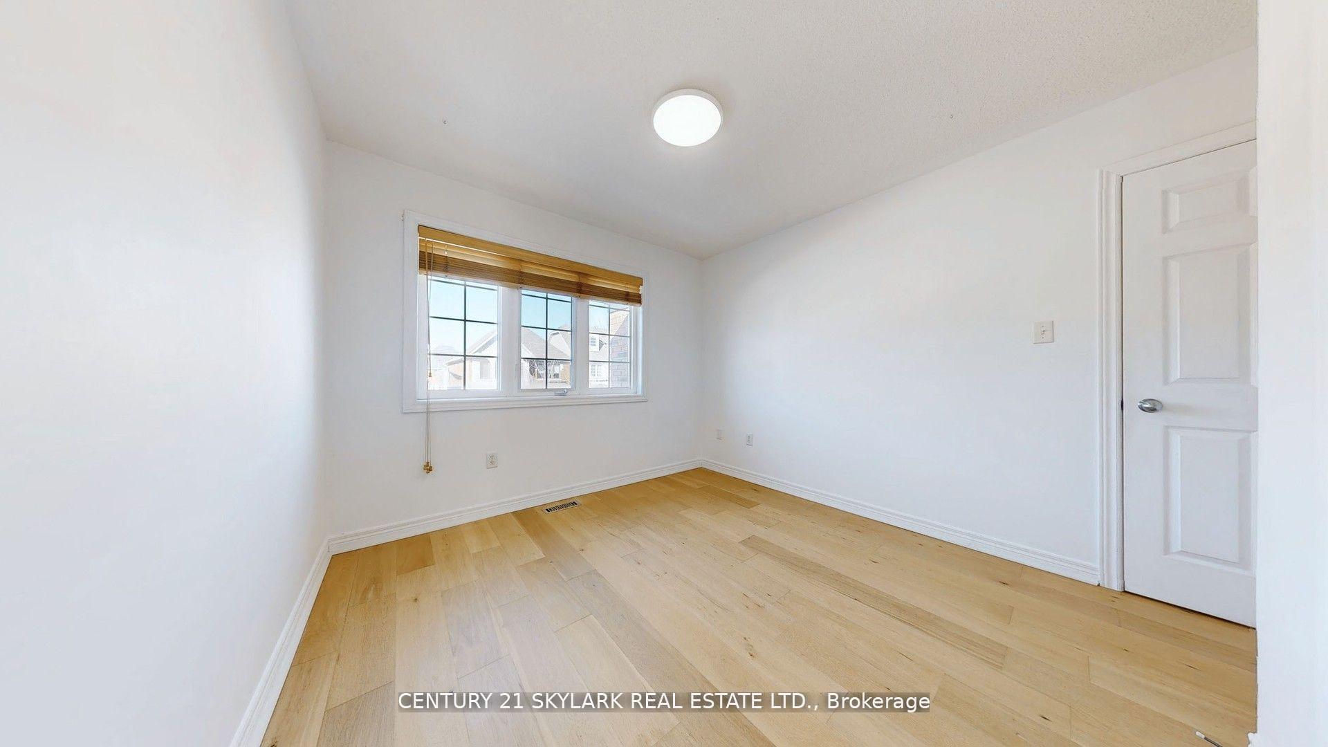 Photo 23 of 27 Cardrew Street, Markham, Cornell — HOMEH