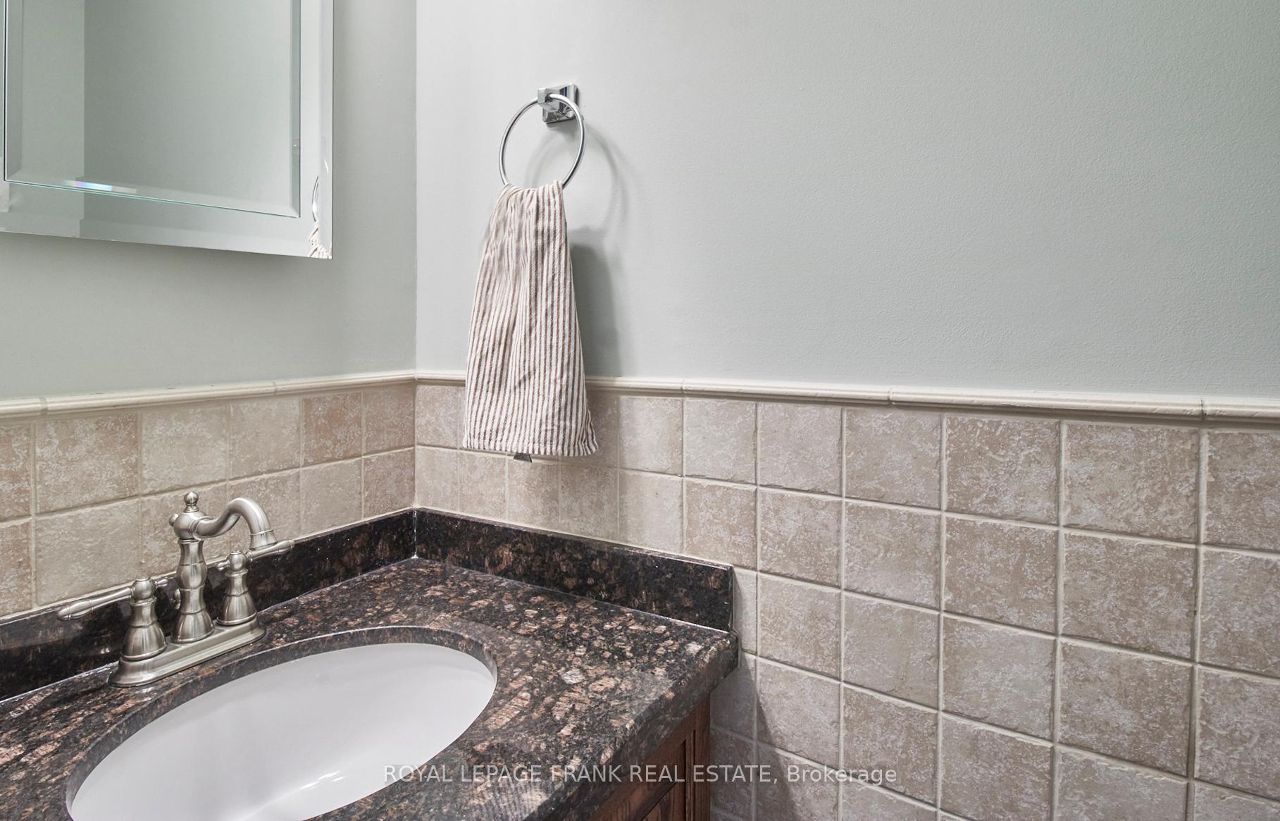 Photo 7 of 1812 Listowell Crescent, Pickering, Liverpool — HOMEH