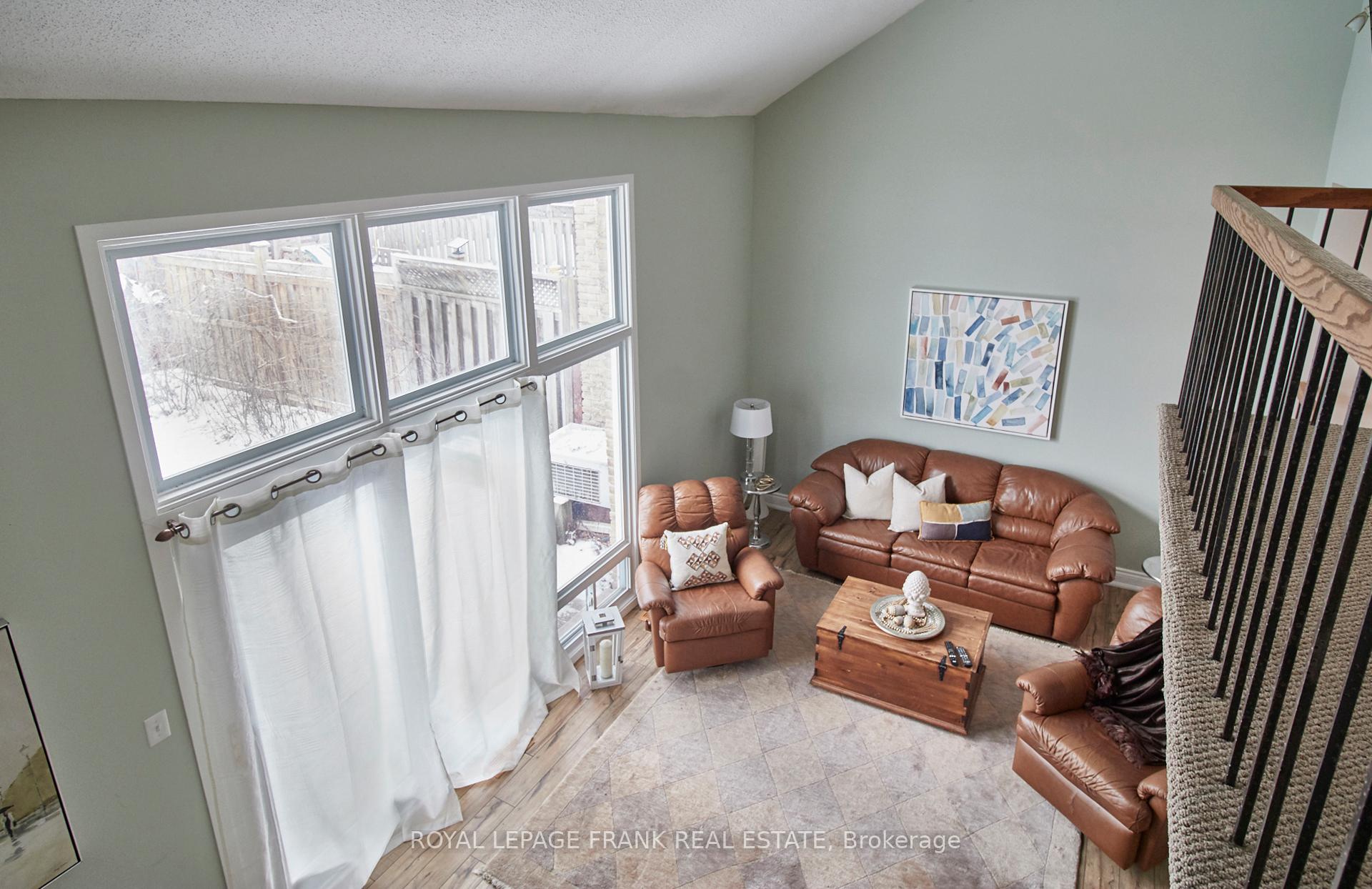 Photo 15 of 1812 Listowell Crescent, Pickering, Liverpool — HOMEH
