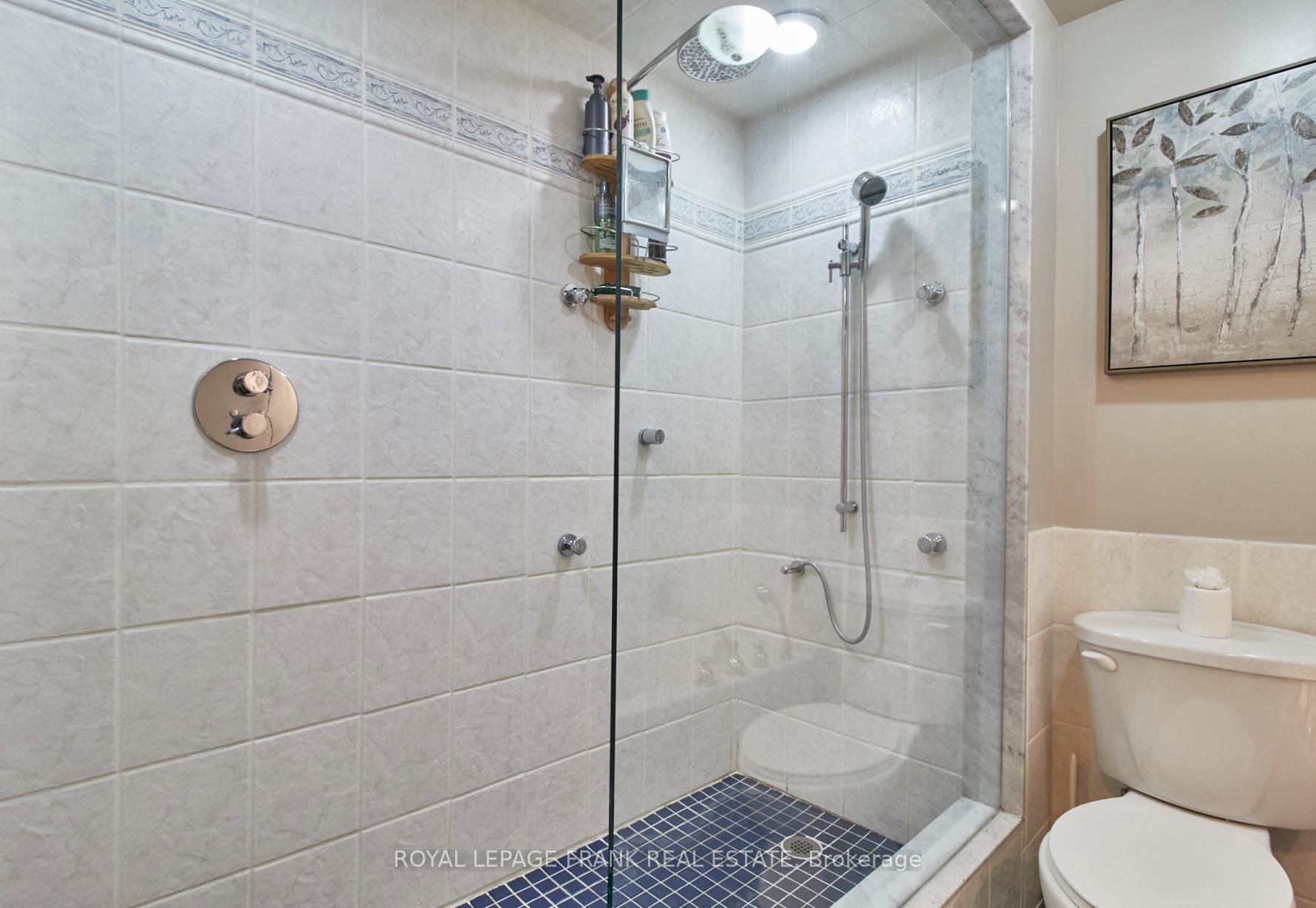 Photo 23 of 1812 Listowell Crescent, Pickering, Liverpool — HOMEH