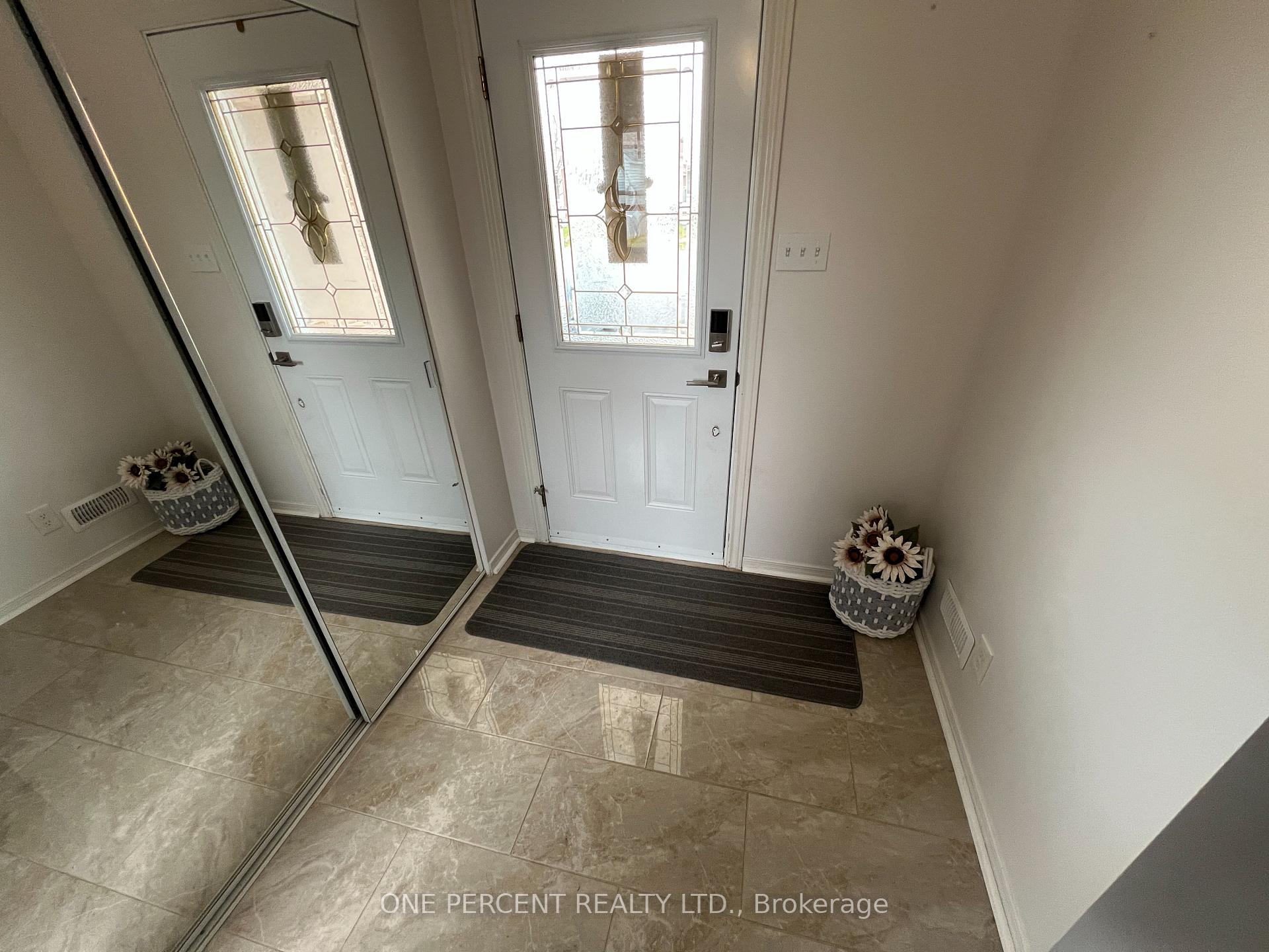 Photo 7 of 1724 Cumberland Street, Cornwall — HOMEH