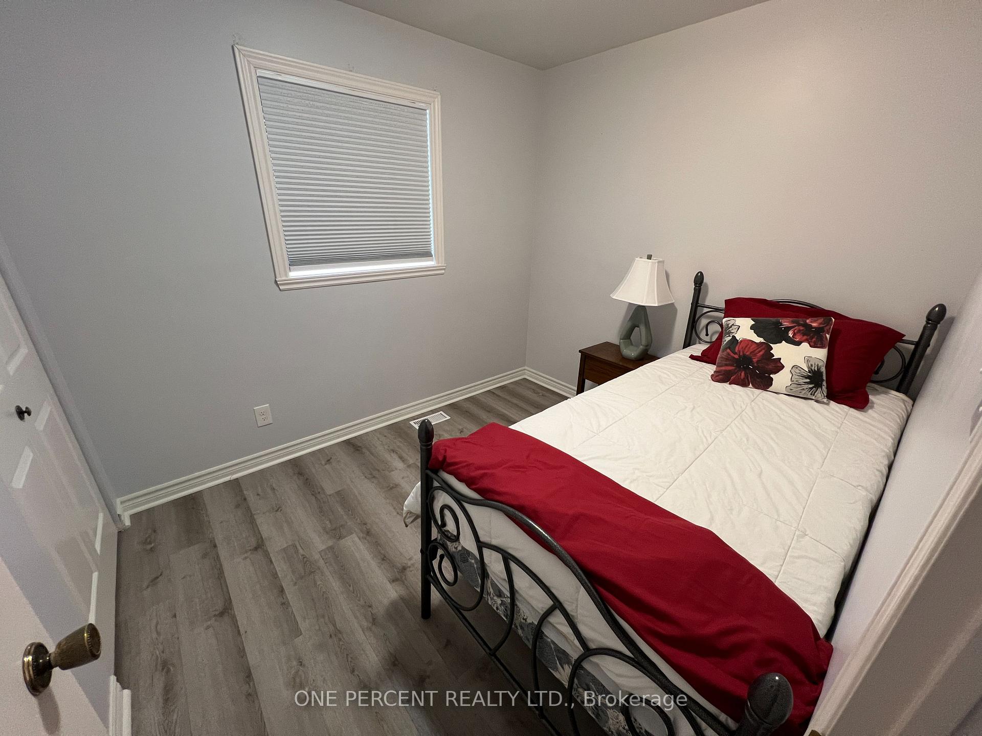 Photo 16 of 1724 Cumberland Street, Cornwall — HOMEH